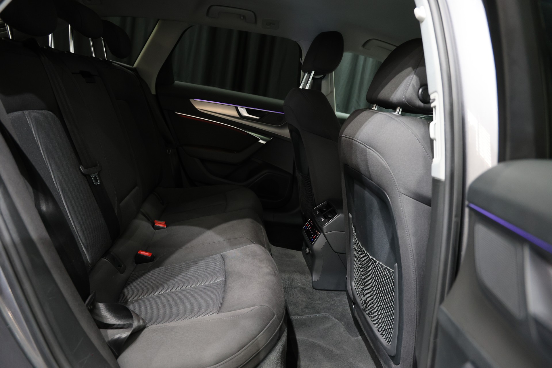 AUDI A6 Avant 40 TDI Sport quattro S-tronic-image-8
