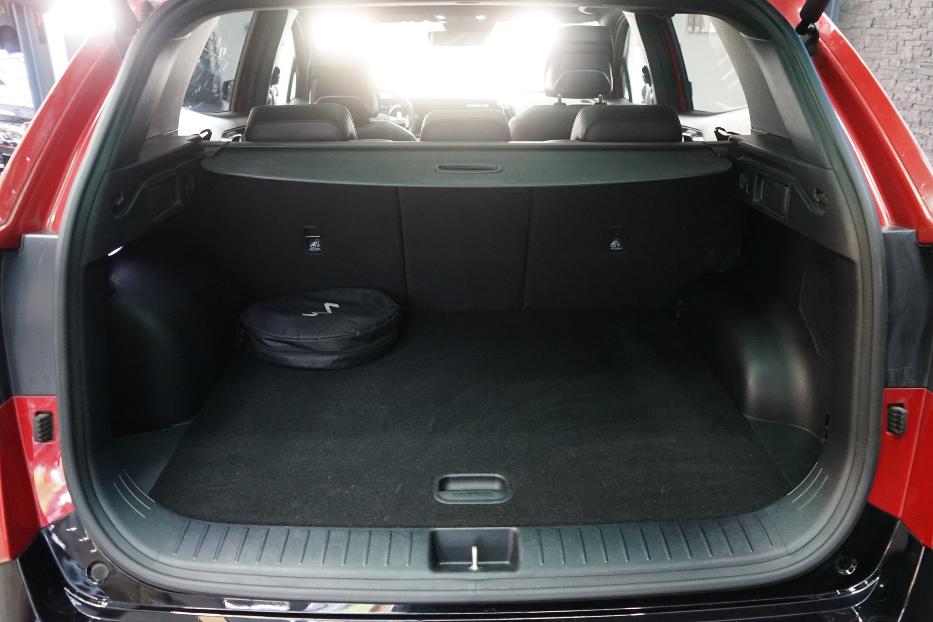 KIA Sportage 1.6T-GDi PHEV GT-Line 4x4 A-image-24