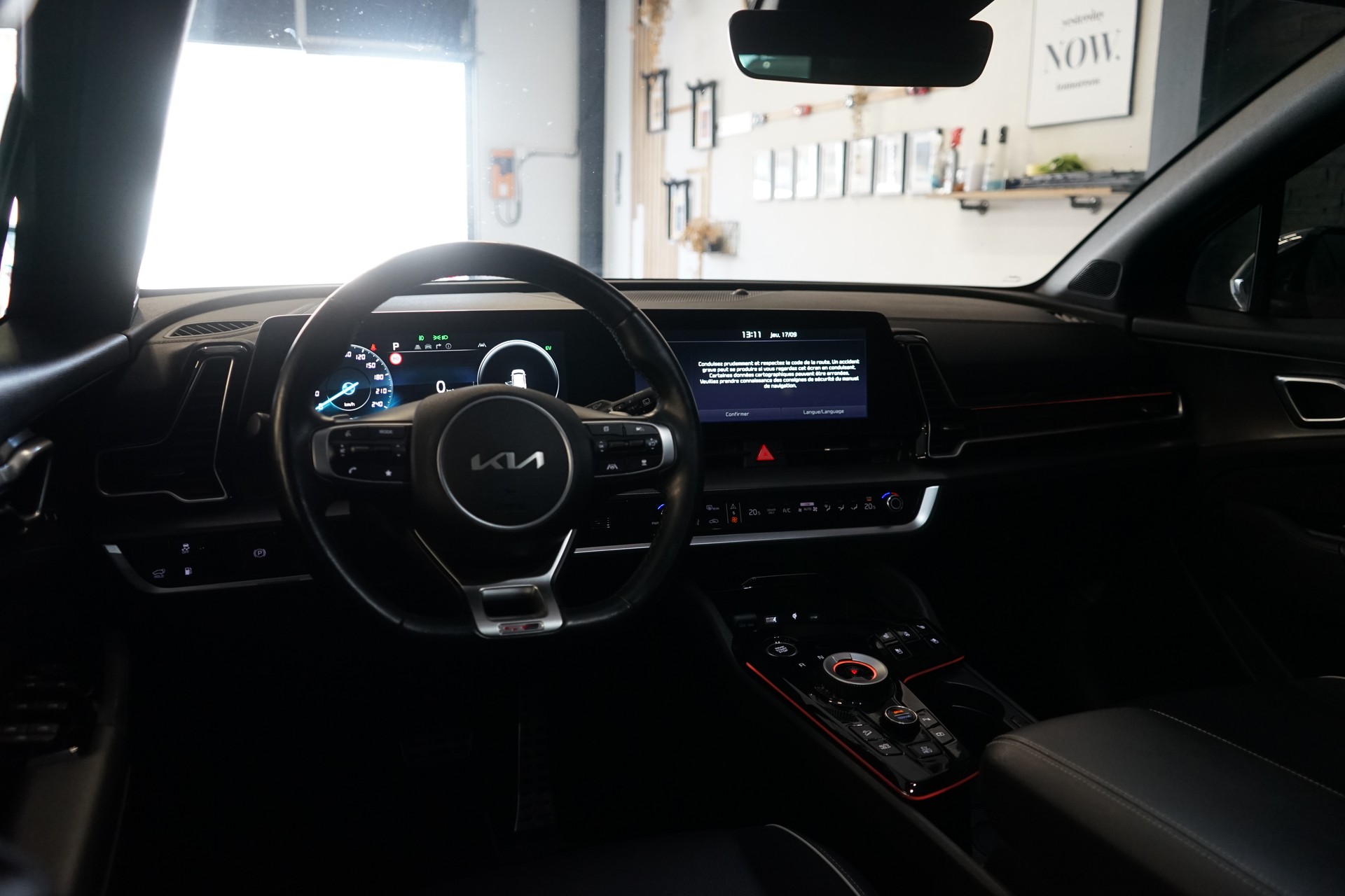 KIA Sportage 1.6T-GDi PHEV GT-Line 4x4 A-image-5