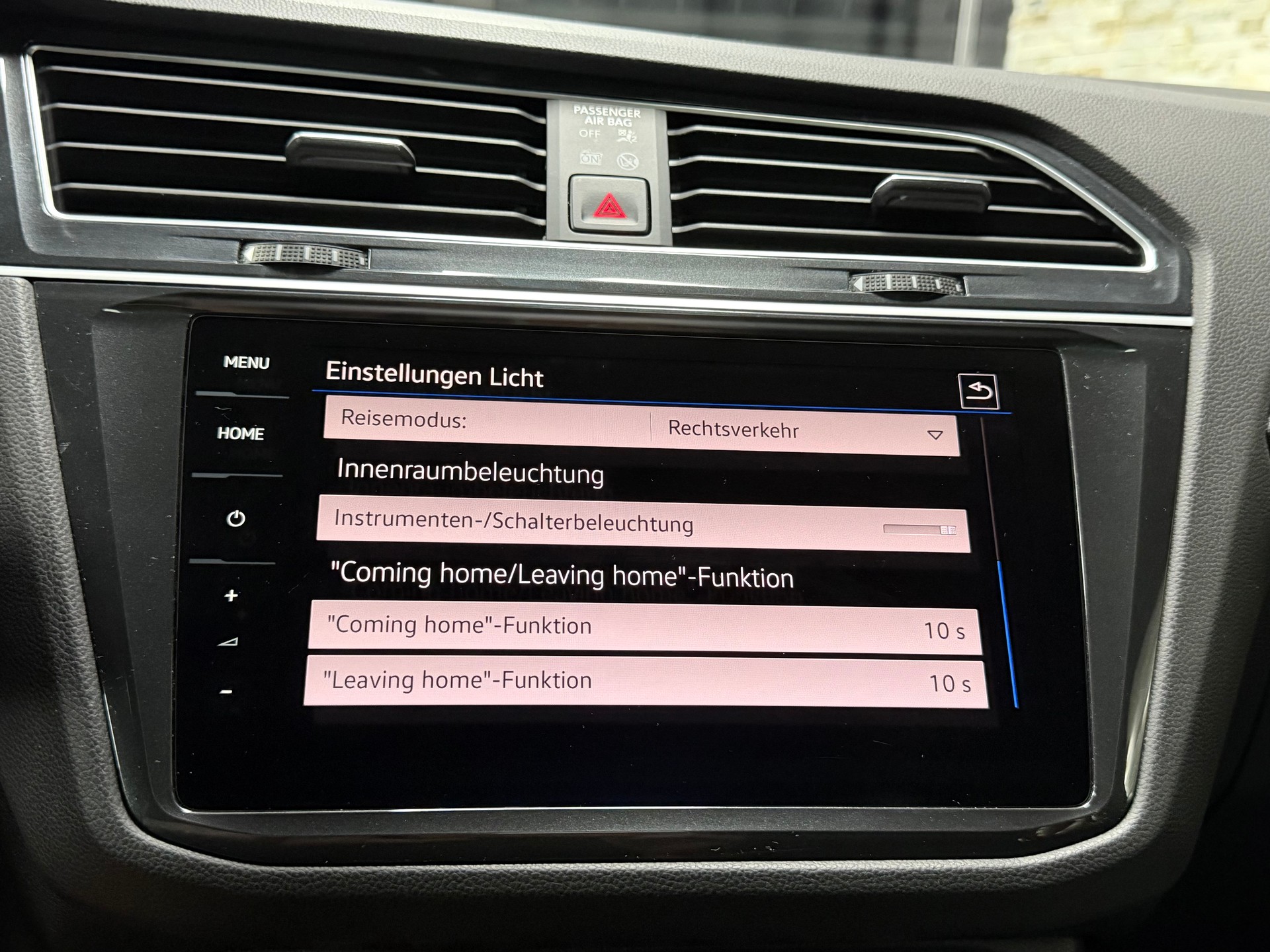 VW Tiguan 2.0TSI R-Line 4Motion DSG-image-22