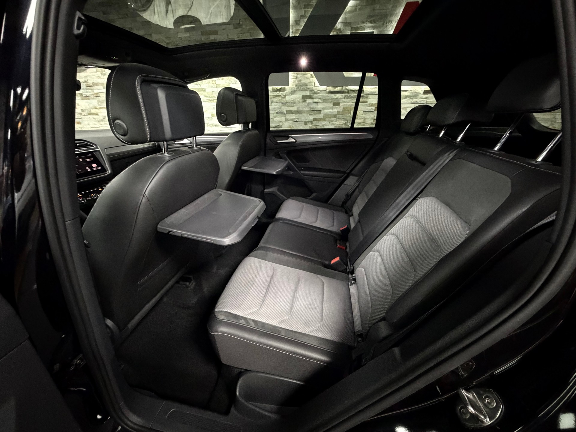 VW Tiguan 2.0TSI R-Line 4Motion DSG-image-25