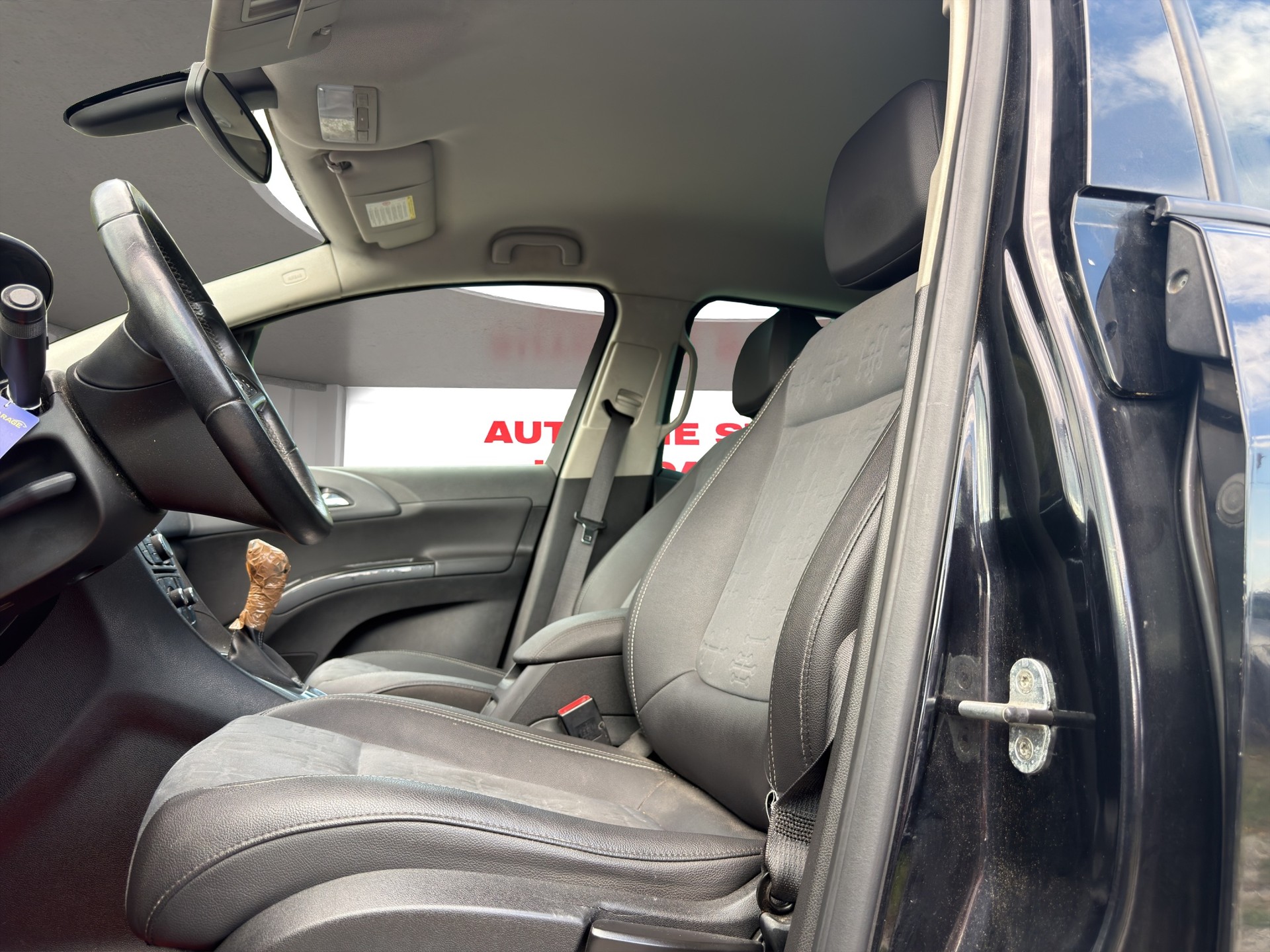 OPEL Meriva 1.7 CDTi Enjoy Automatic-image-8