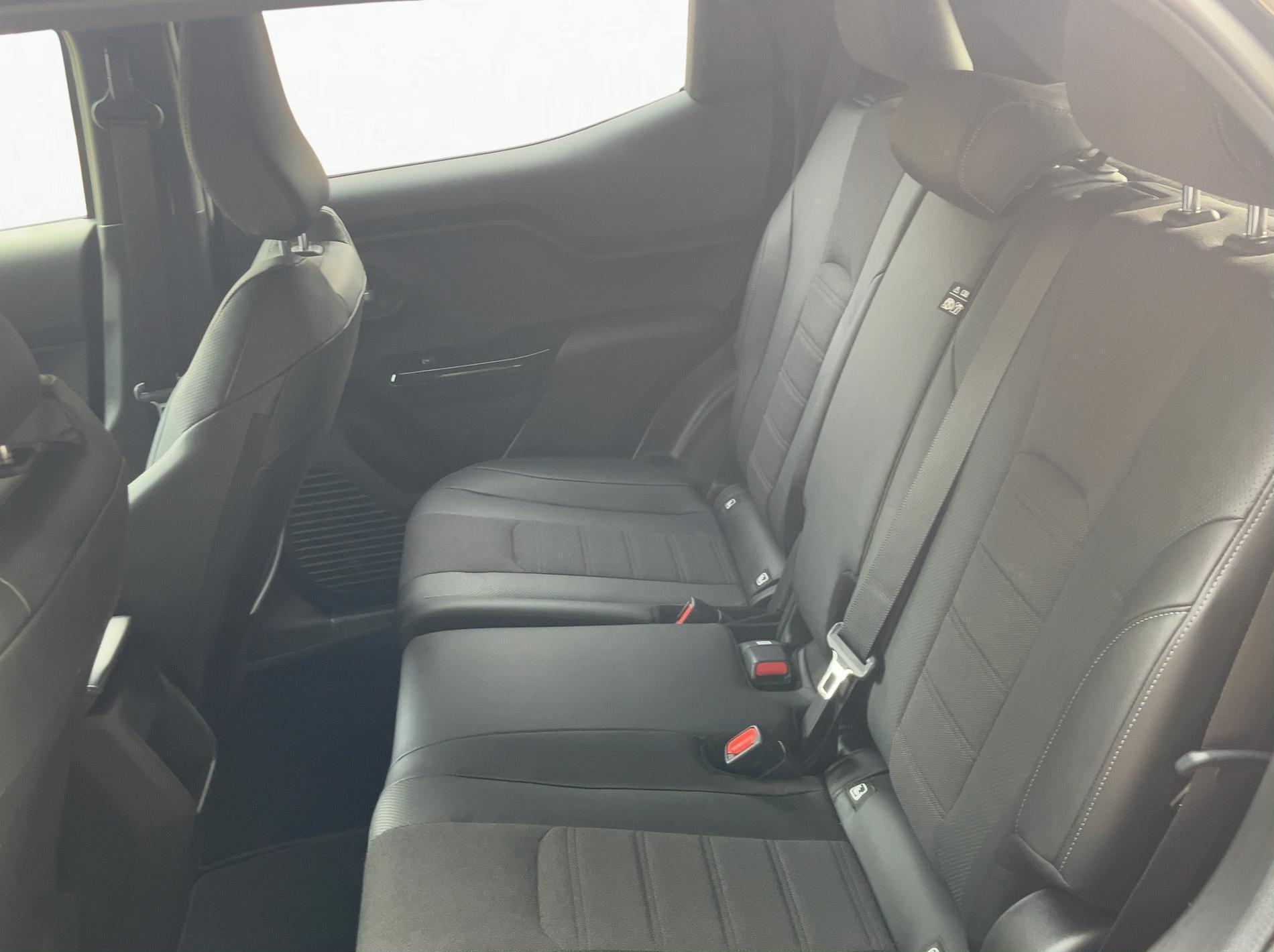 SUZUKI e Vitara Compact Top 4x4-image-10