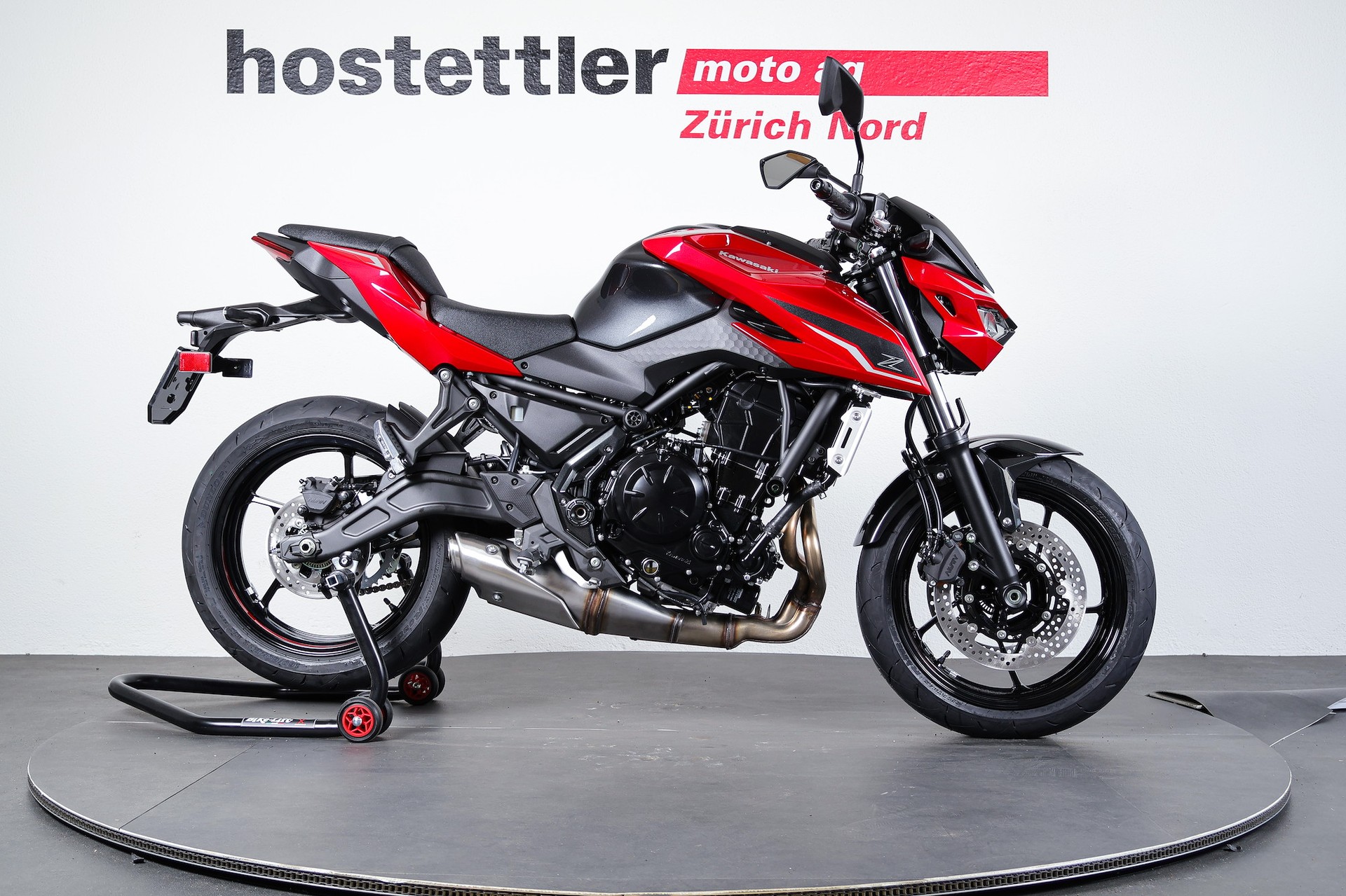 KAWASAKI Z650 S-showroom-element-1