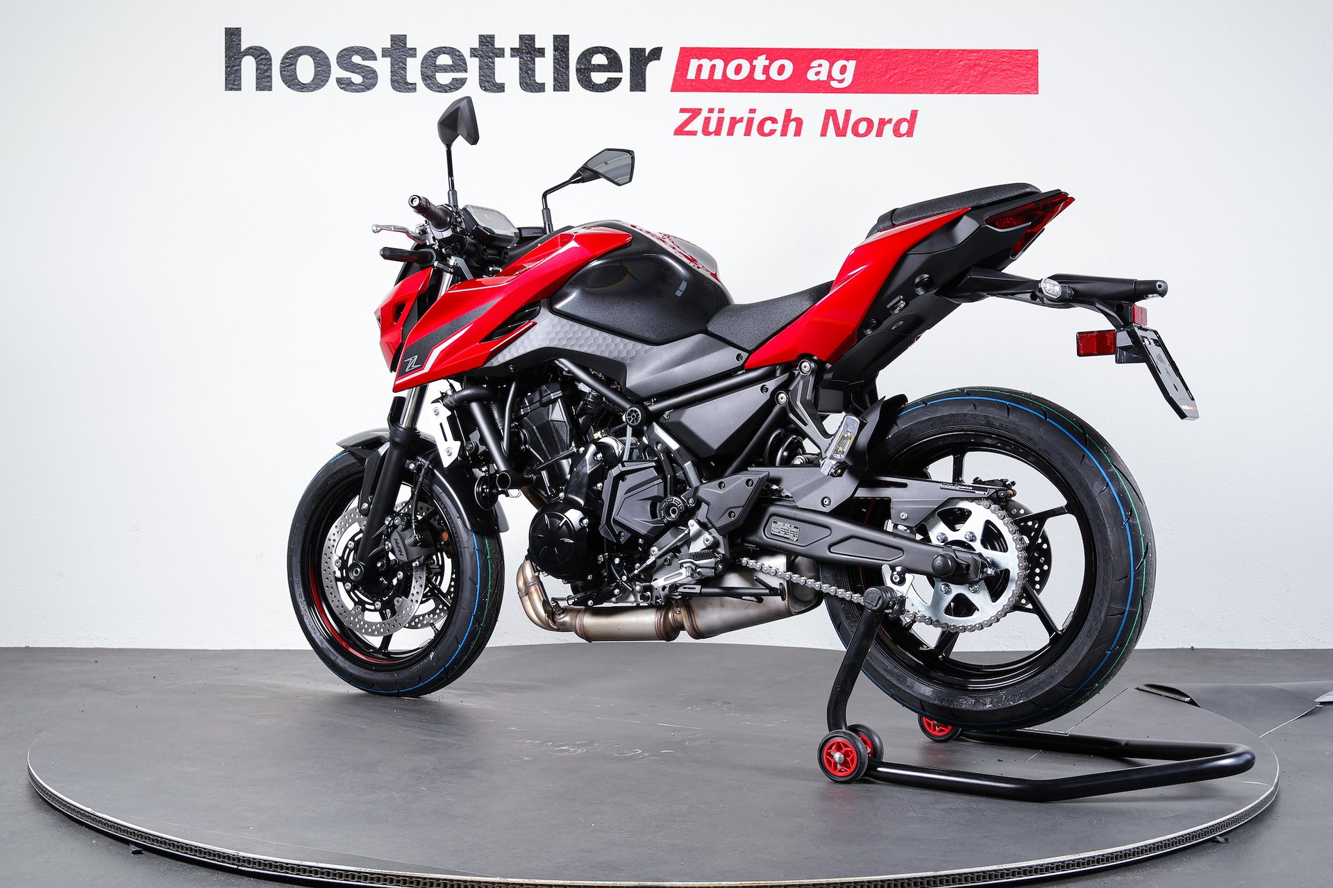 KAWASAKI Z650 S-showroom-element-3