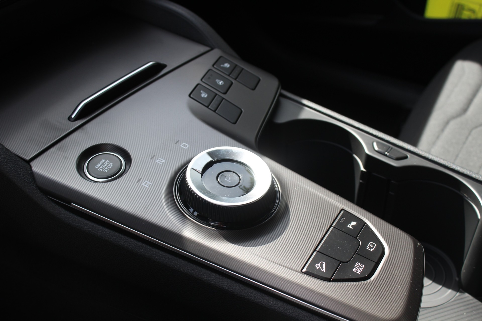KIA Sportage 1.6 T-GDi Hybrid Power Edition-image-7