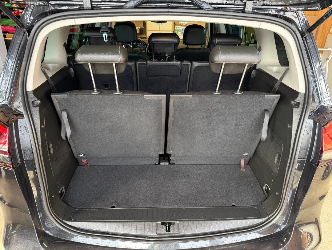 OPEL Zafira Tourer 1.6 CDTi Cosmo-image-15