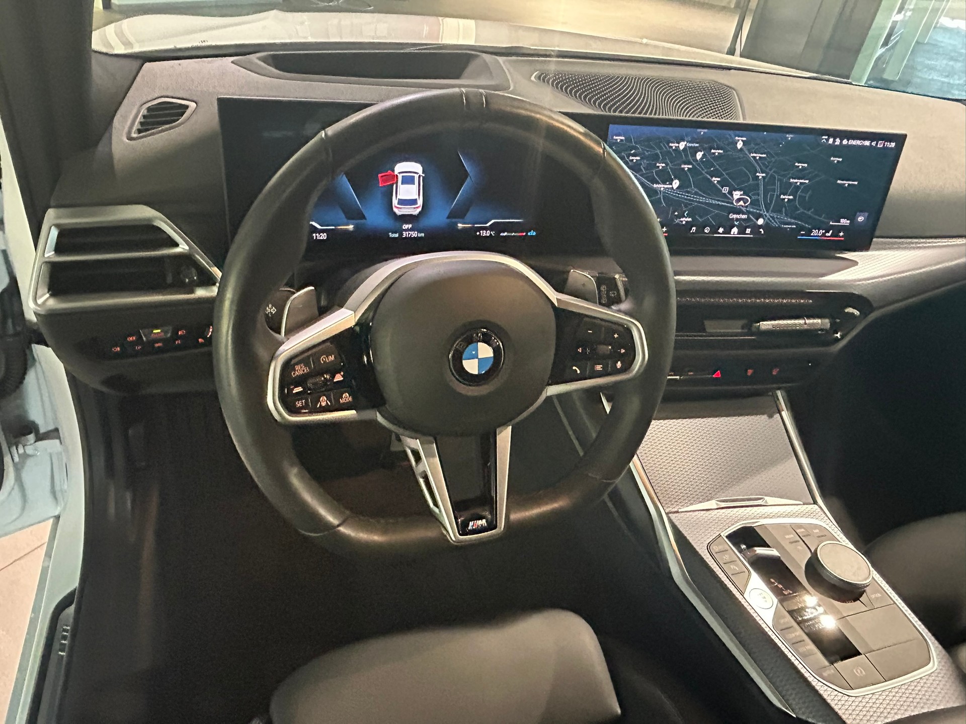 BMW 320d xDrive 48V Touring Steptronic M Sport-image-25