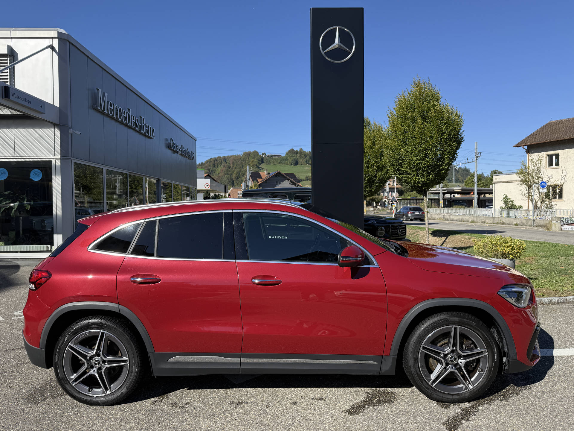 MERCEDES-BENZ GLA 250-image-9