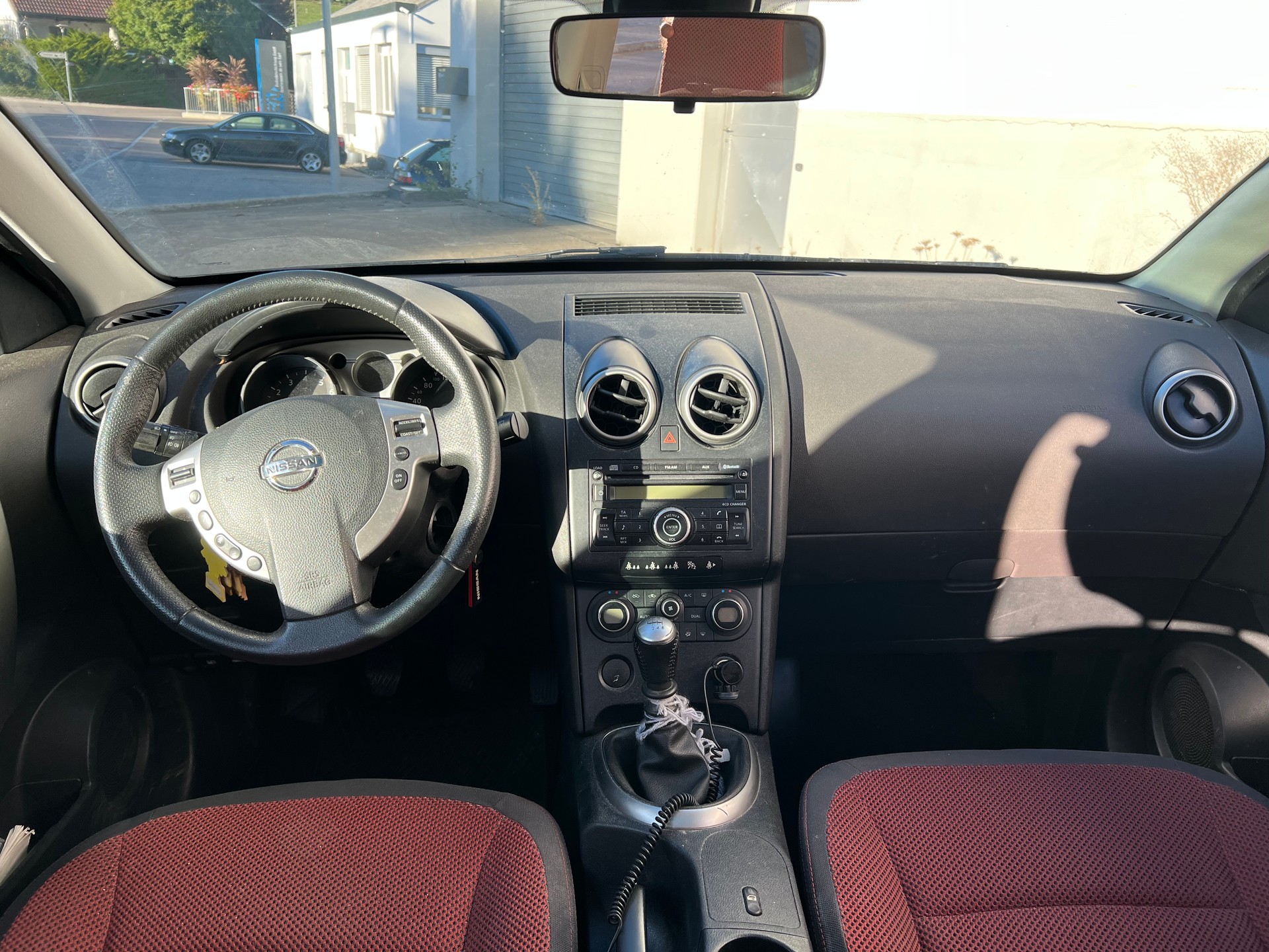 NISSAN Qashqai 2.0 tekna-image-6