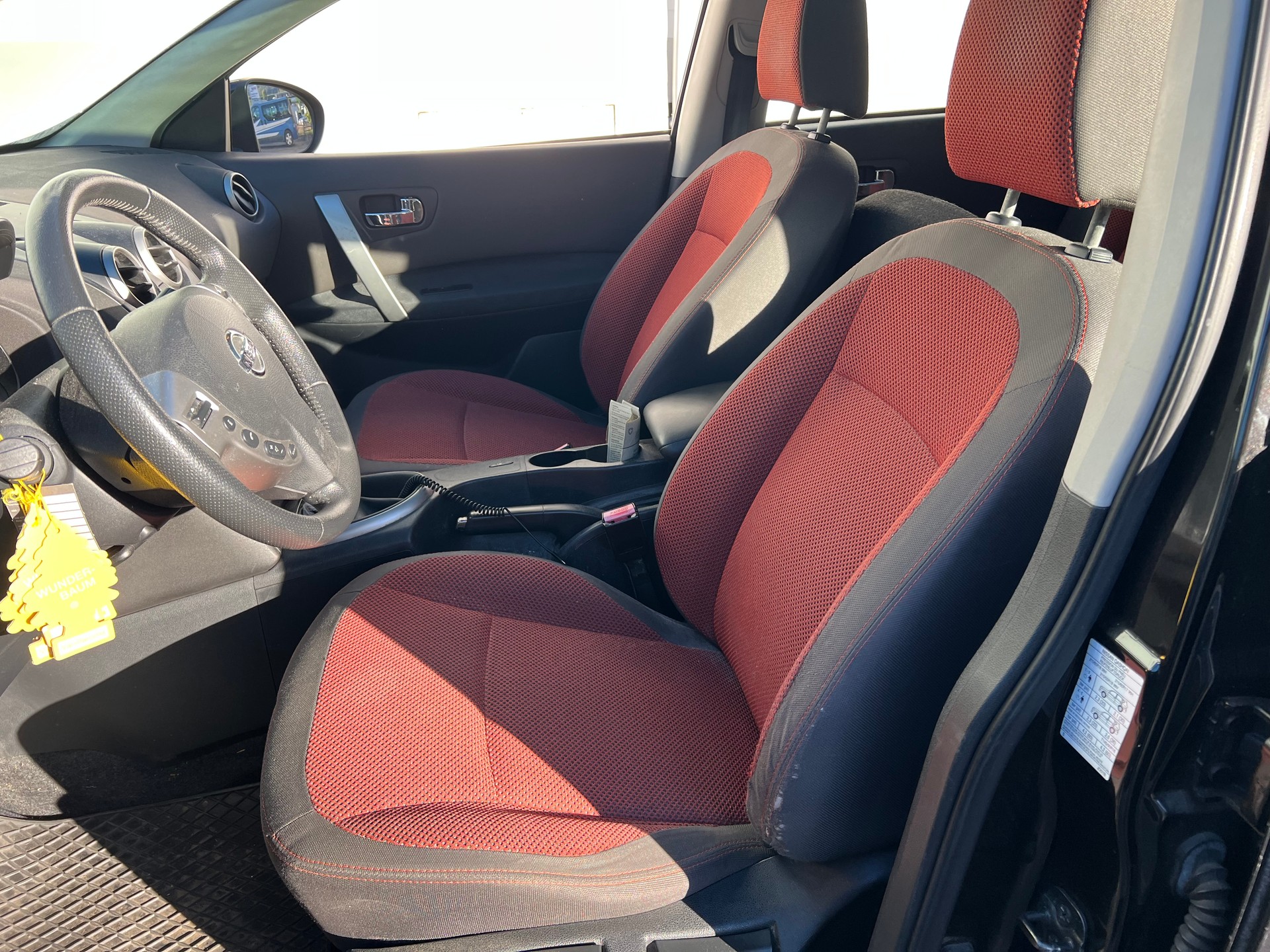 NISSAN Qashqai 2.0 tekna-image-8