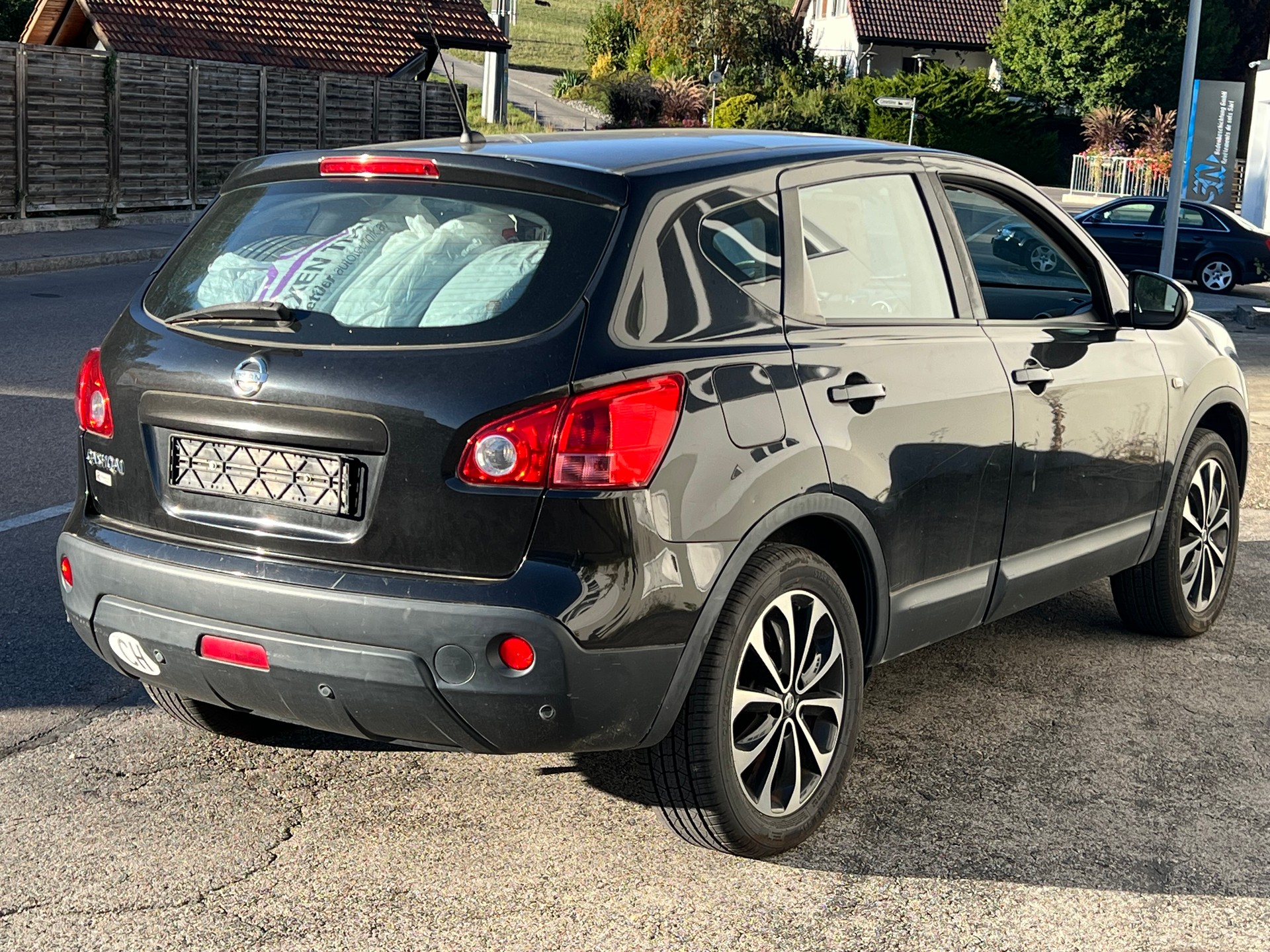 NISSAN Qashqai 2.0 tekna-image-3