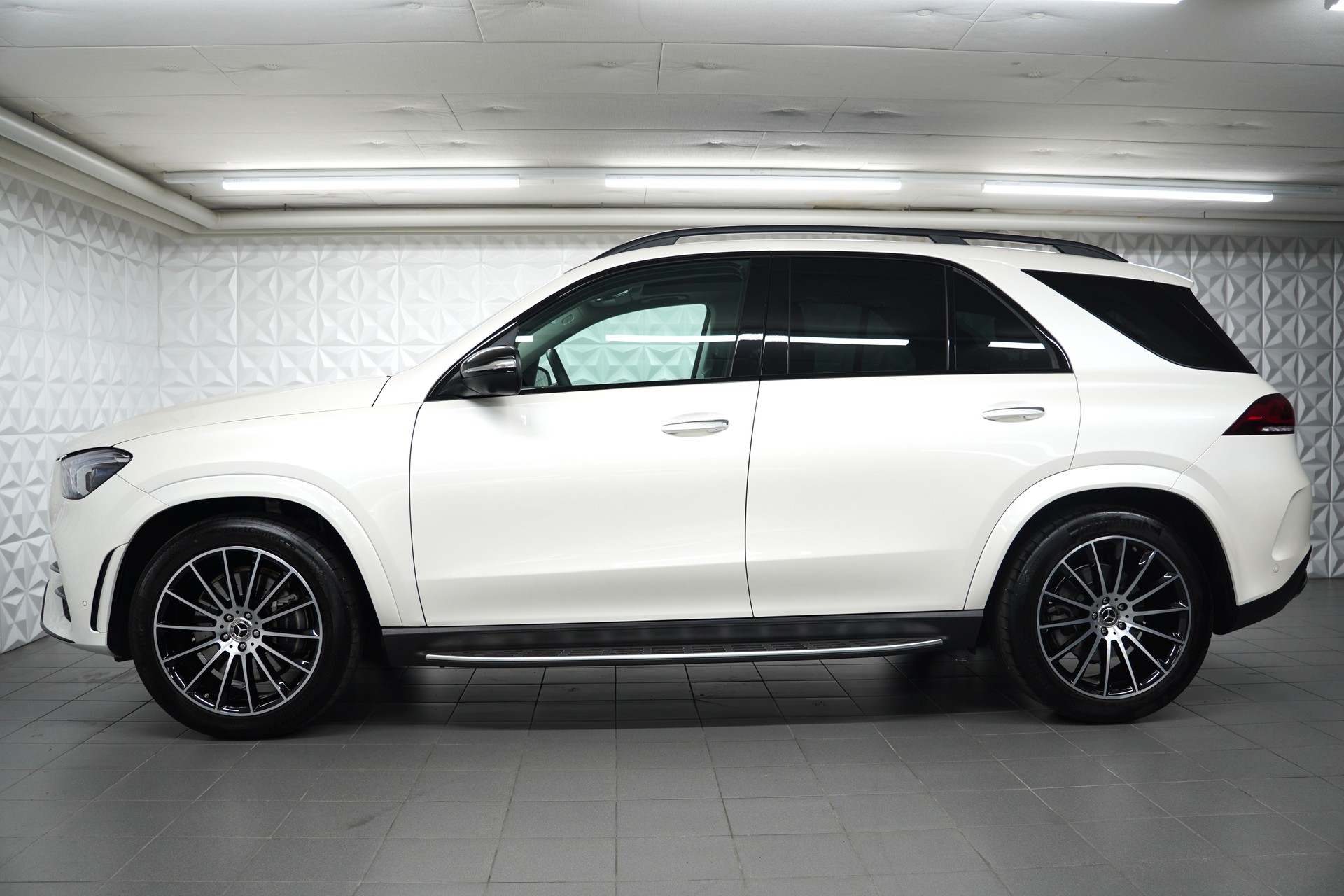 MERCEDES-BENZ GLE 350 d 4Matic 9G-Tronic-image-1