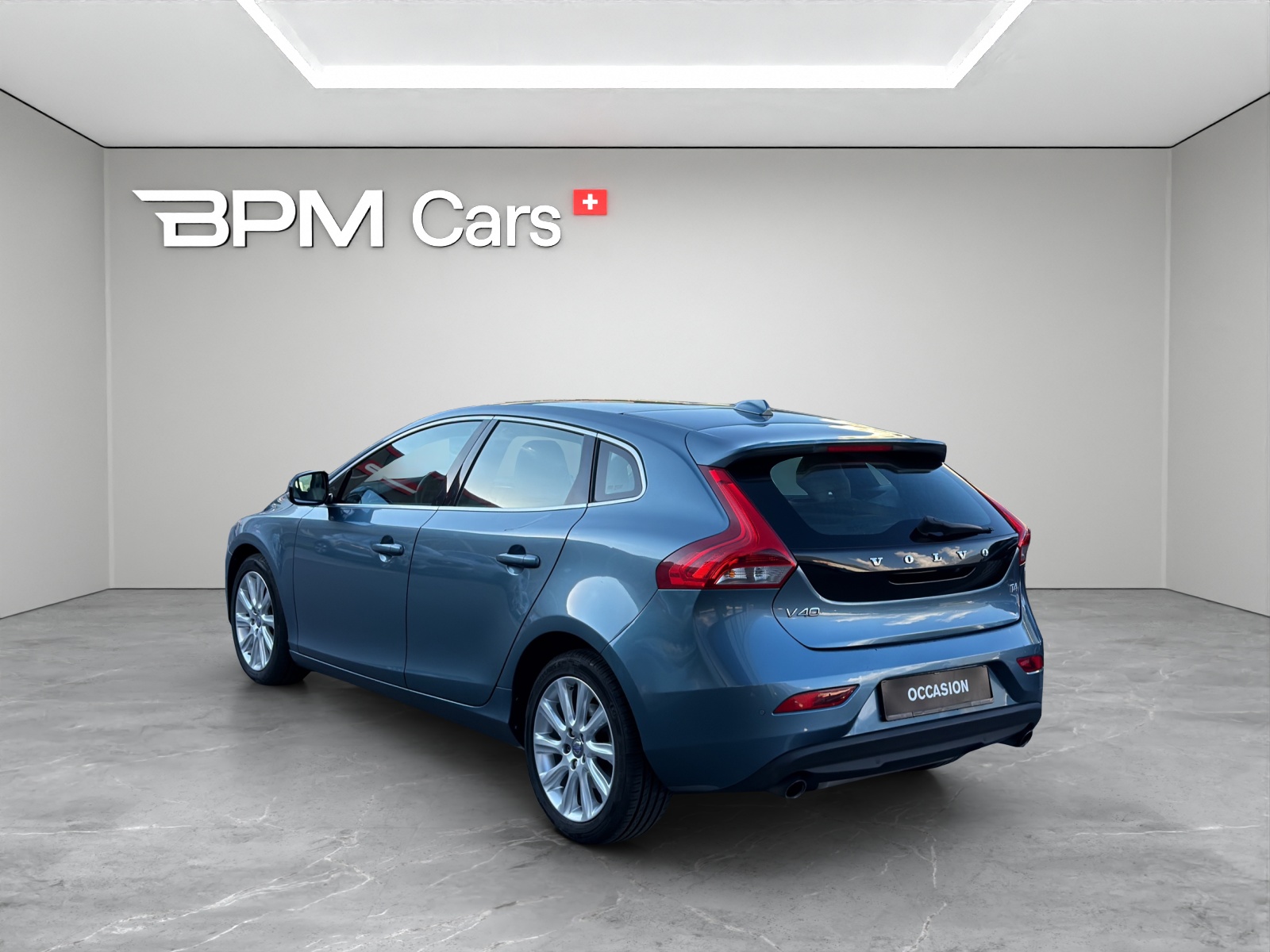 VOLVO V40 1.6 T4 Summum S/S-image-5