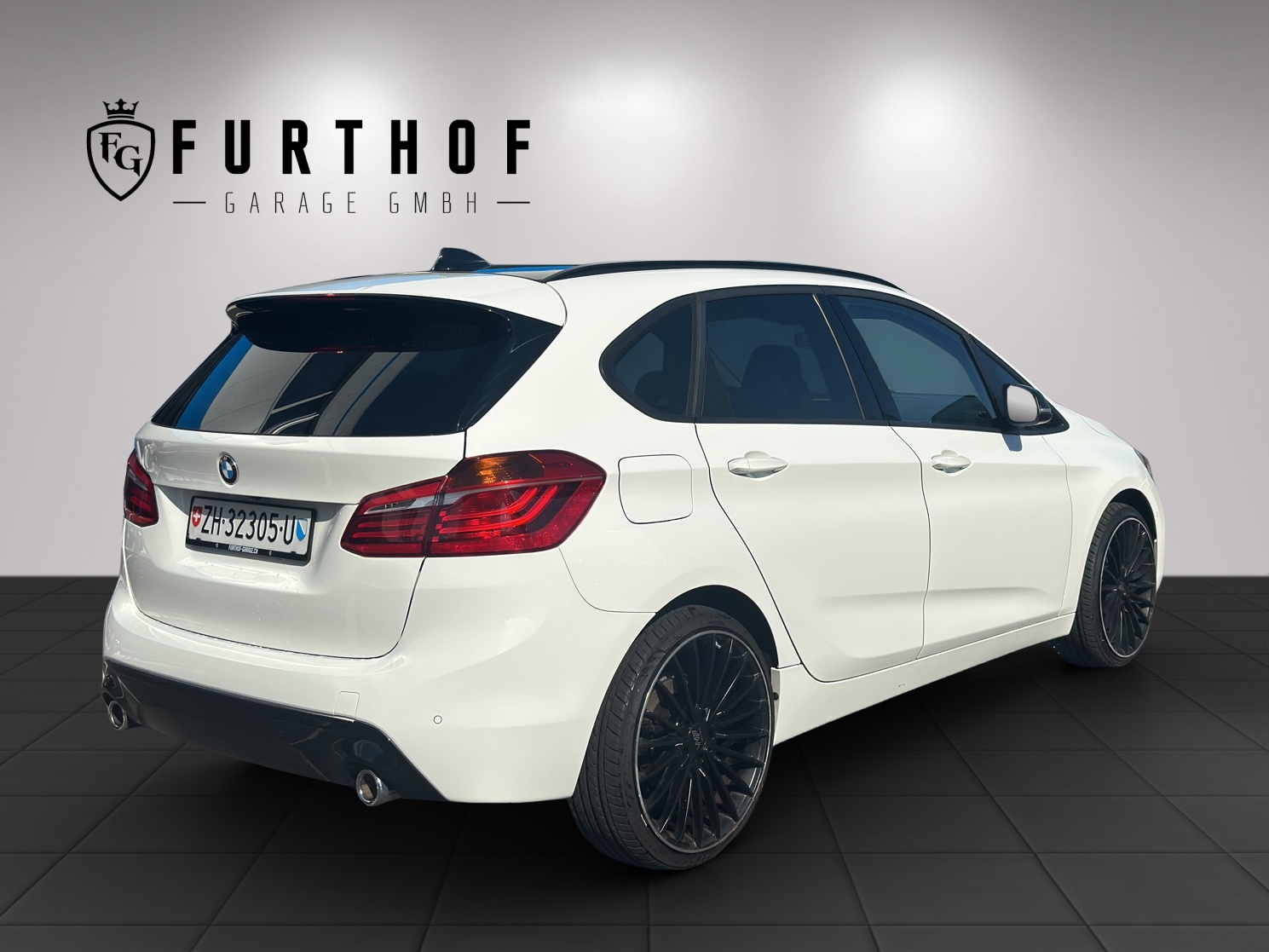 BMW 218d xDrive Active Tourer Steptronic Sport Line-image-7