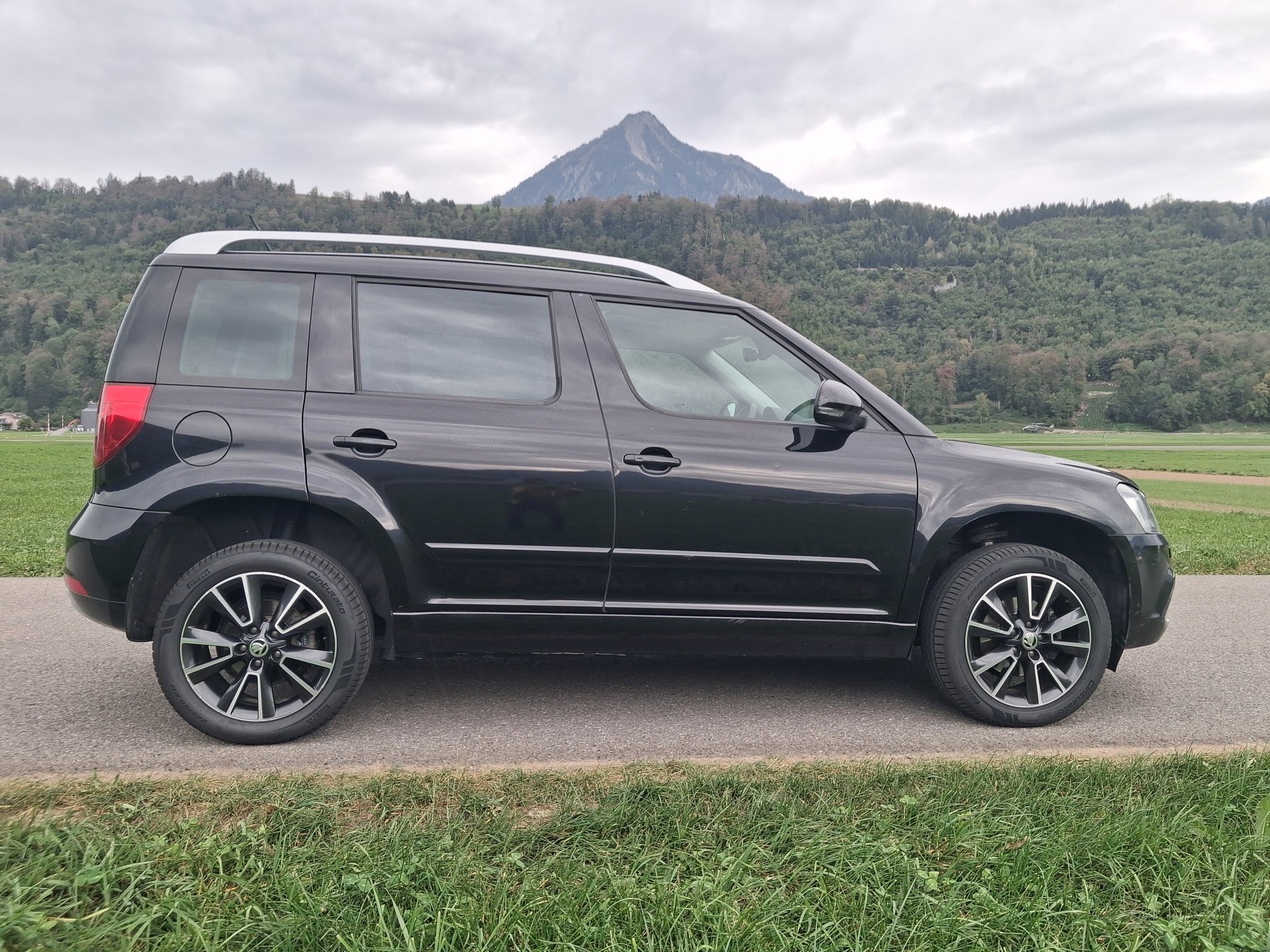 SKODA Yeti 2.0 TDI Monte Carlo 4x4 DSG-image-0