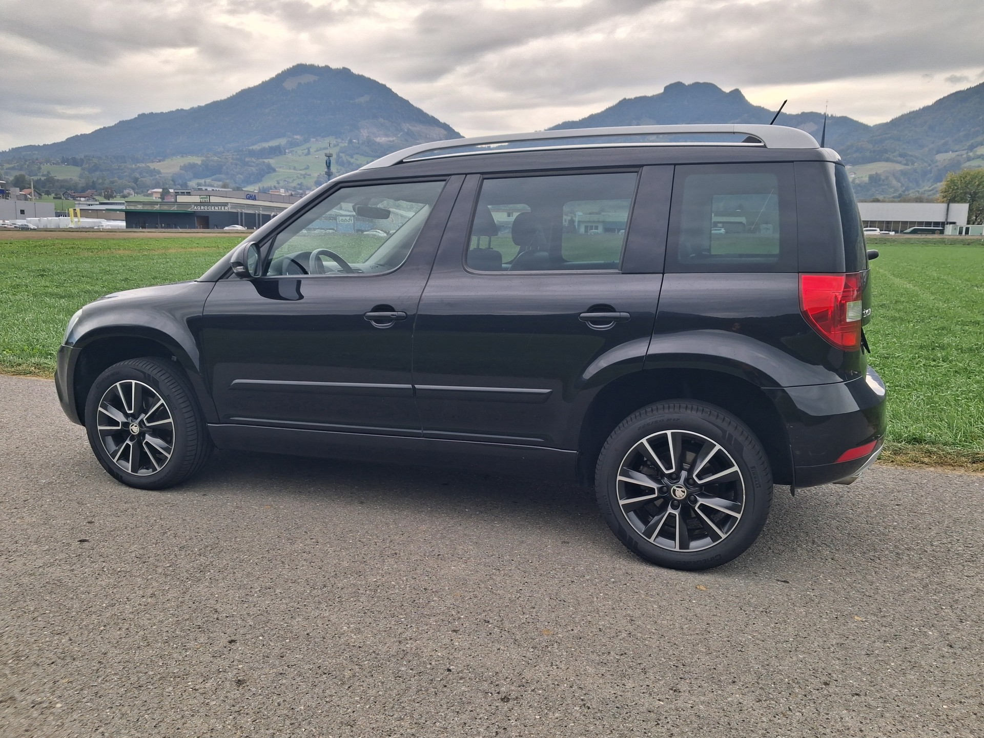 SKODA Yeti 2.0 TDI Monte Carlo 4x4 DSG-image-1