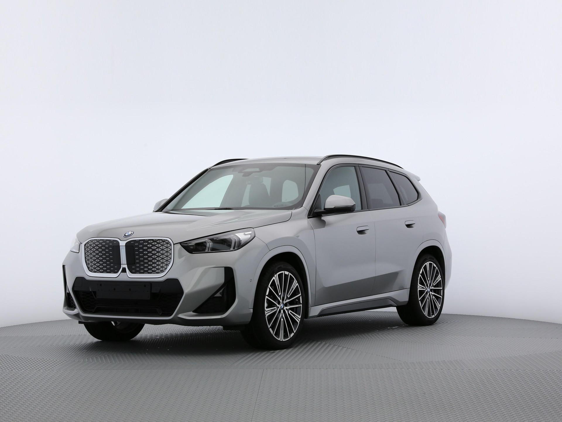 BMW iX1 U11 20 eDrive-image-7