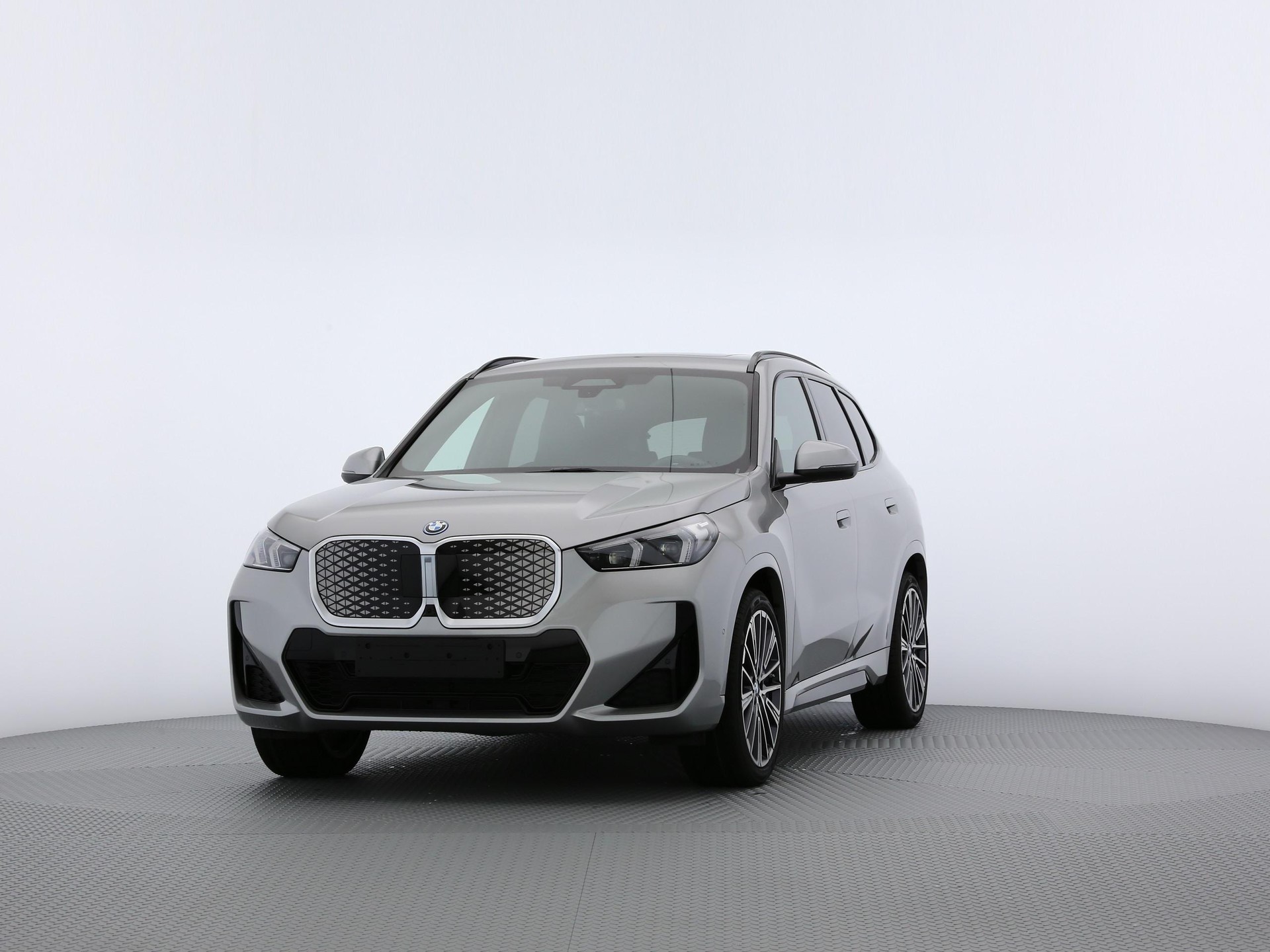 BMW iX1 U11 20 eDrive-image-6