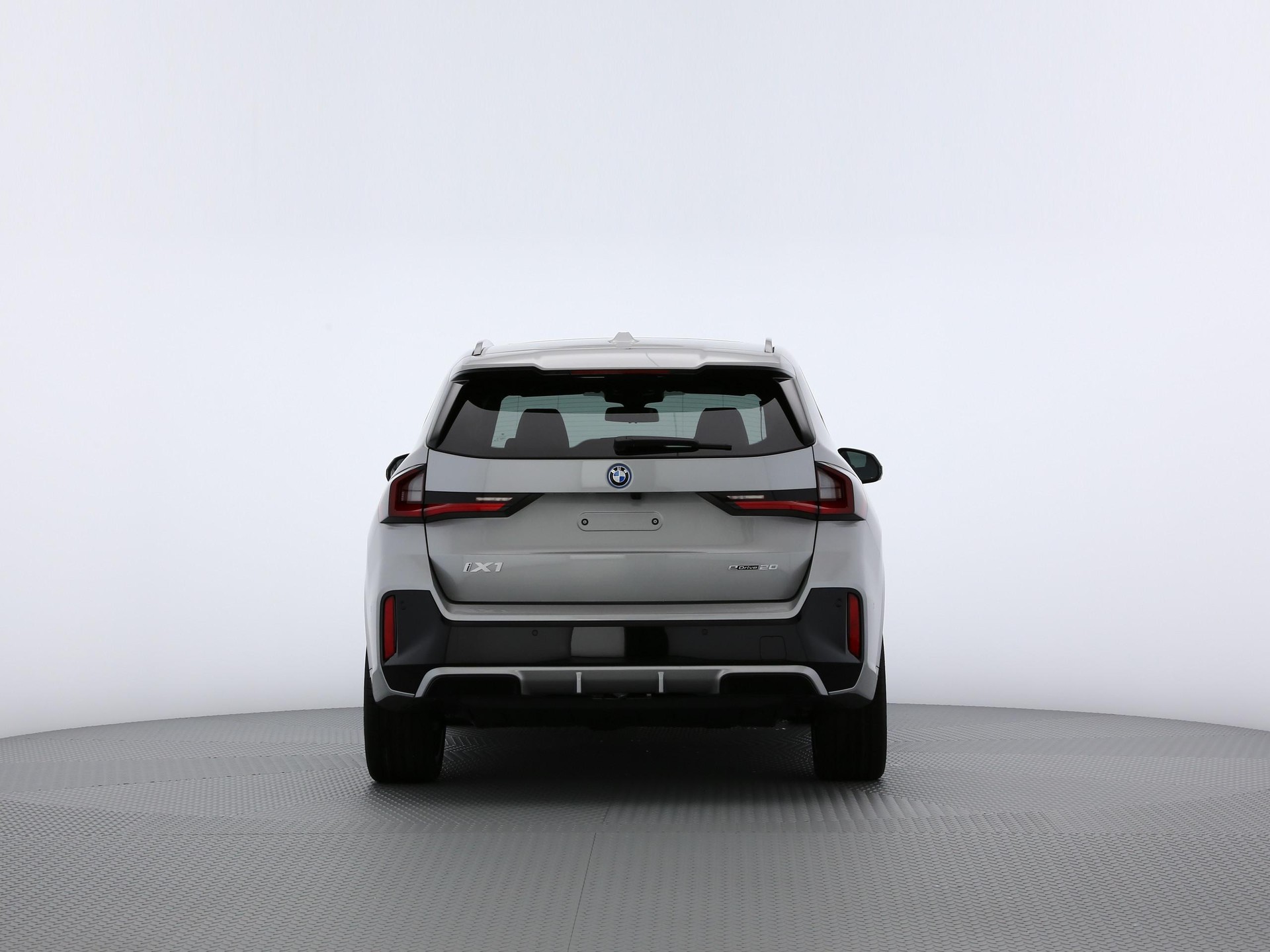 BMW iX1 U11 20 eDrive-image-15