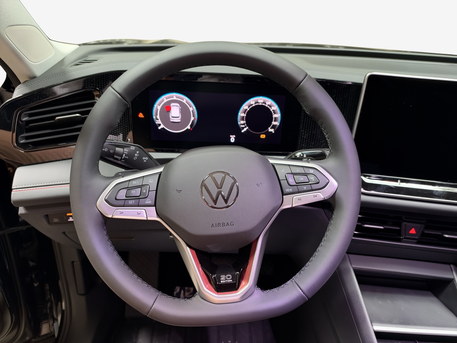 VW Tiguan EDITION 20 UNITED-image-9