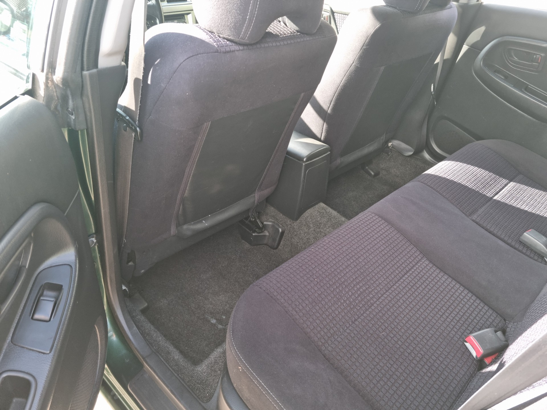 SUBARU Impreza 1.6-image-10