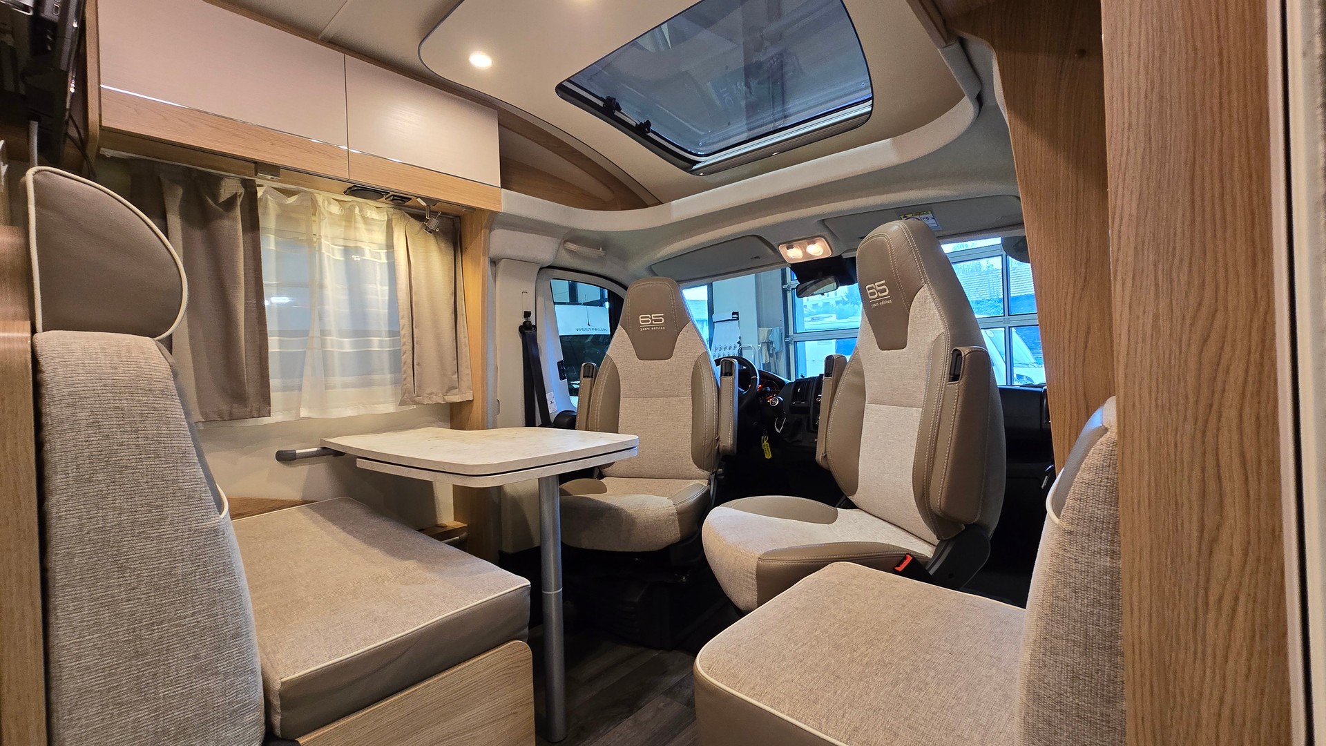 LMC Breezer V 646 "65Jahre Edition" / Fiat Ducato 2.3MJT 140PS-image-5