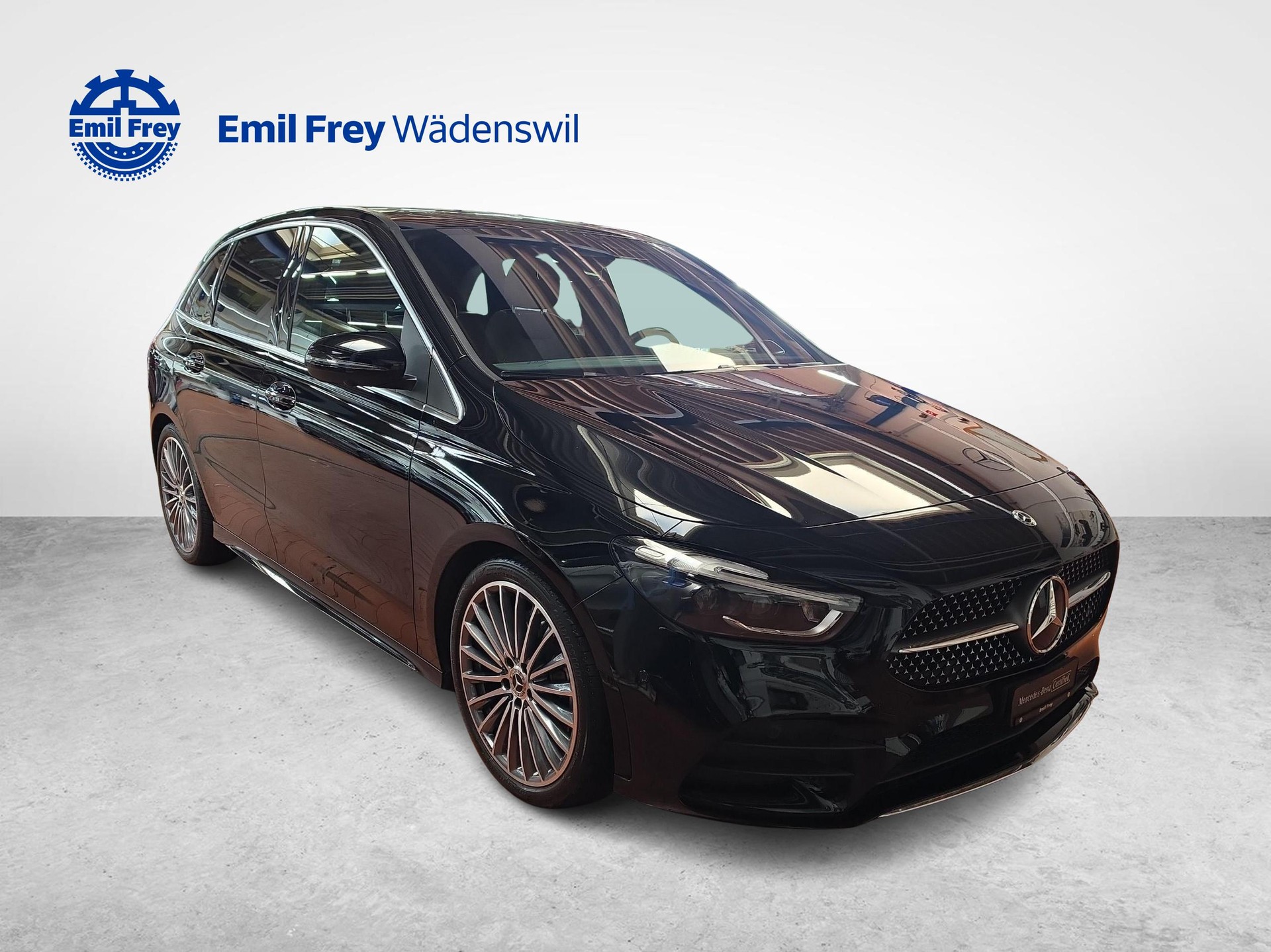 MERCEDES-BENZ B 250 4MATIC AMG Line-image-5