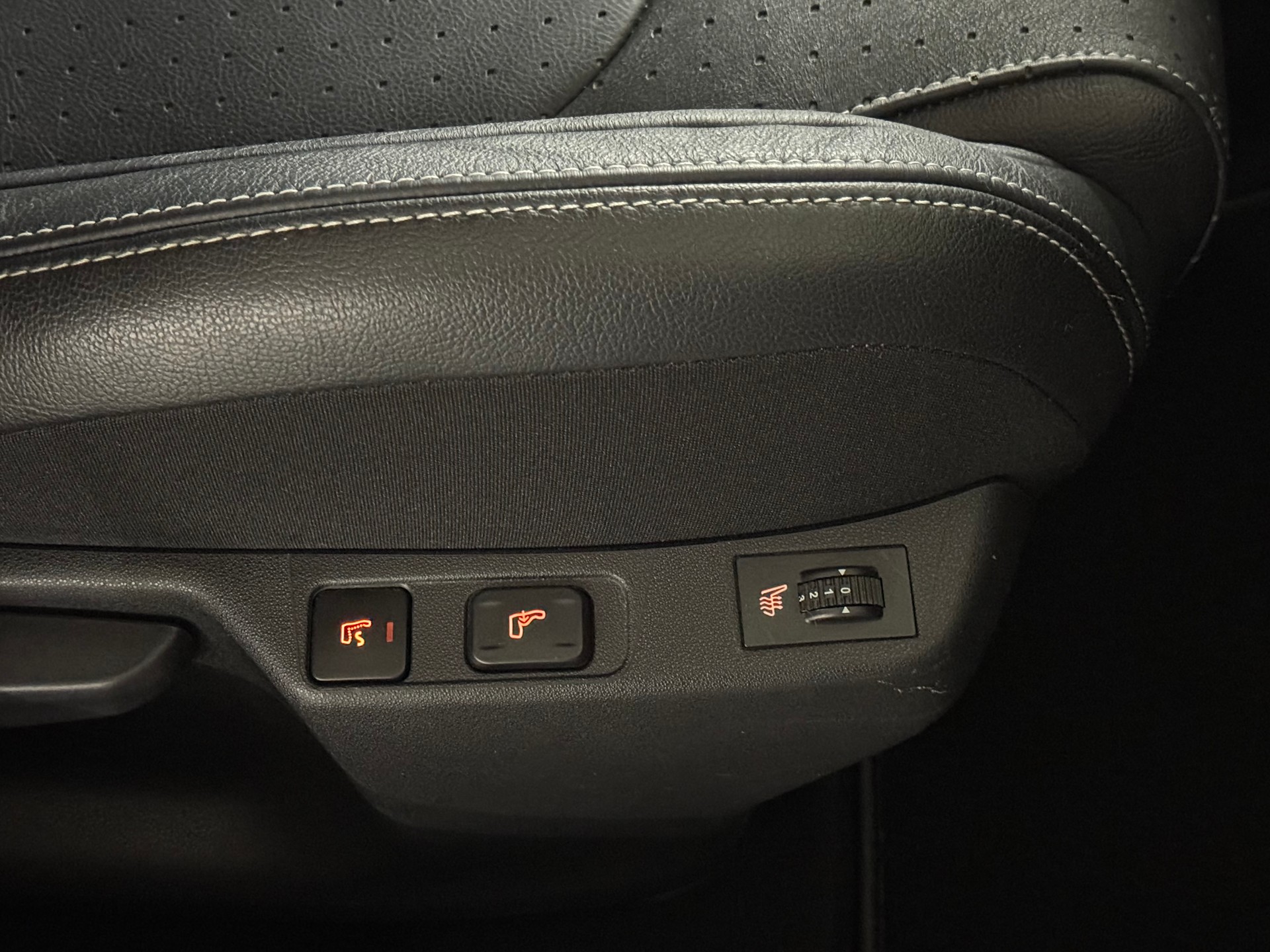 DS AUTOMOBILES DS4 1.6 THP Sport Chic-image-15