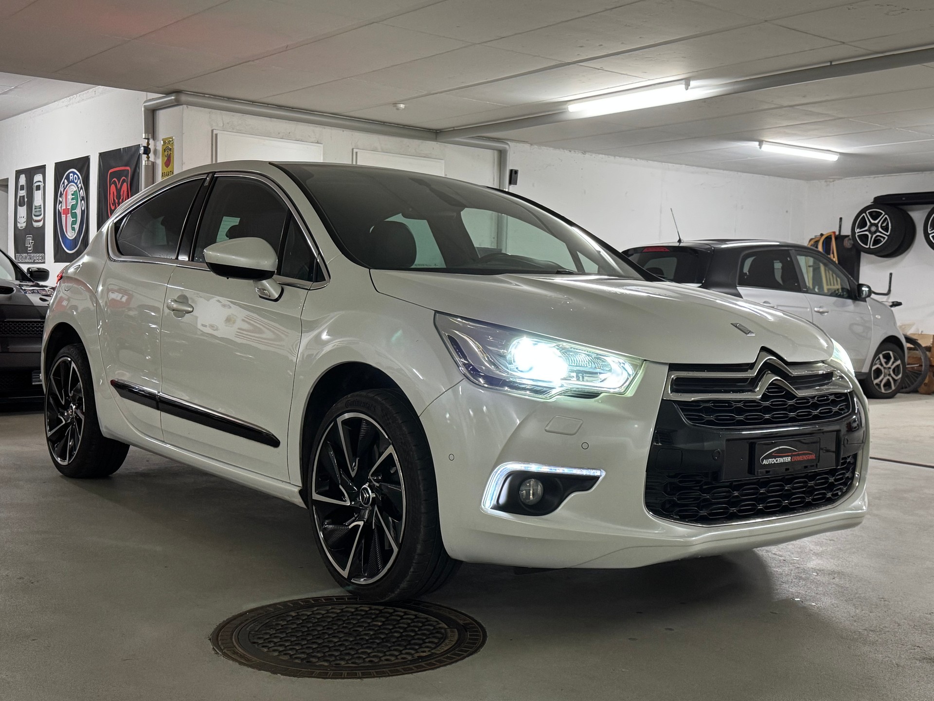 DS AUTOMOBILES DS4 1.6 THP Sport Chic-image-2