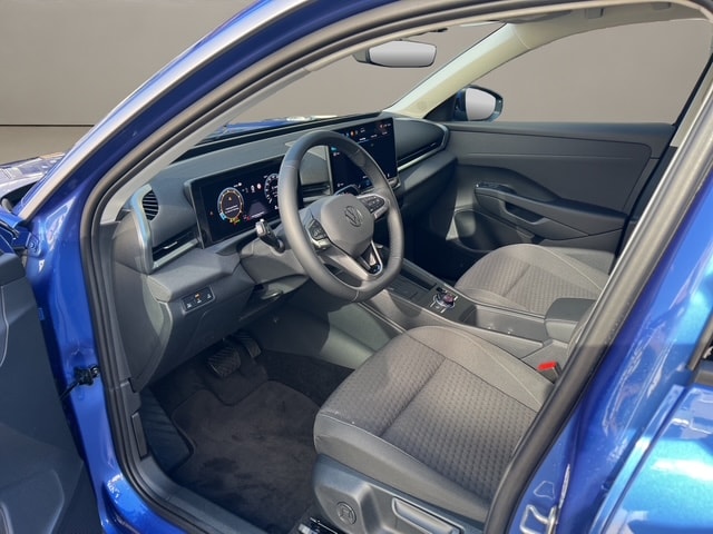 VW T-Roc 1.5 eTSI Life DSG 150PS-image-4