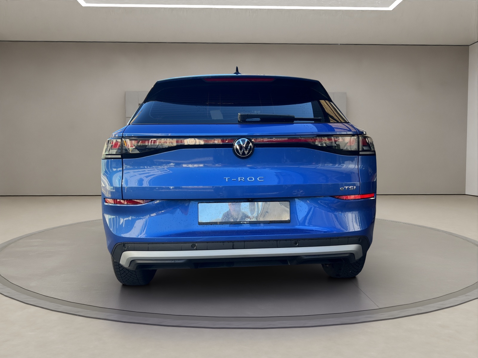VW T-Roc 1.5 eTSI Life DSG 150PS-image-3
