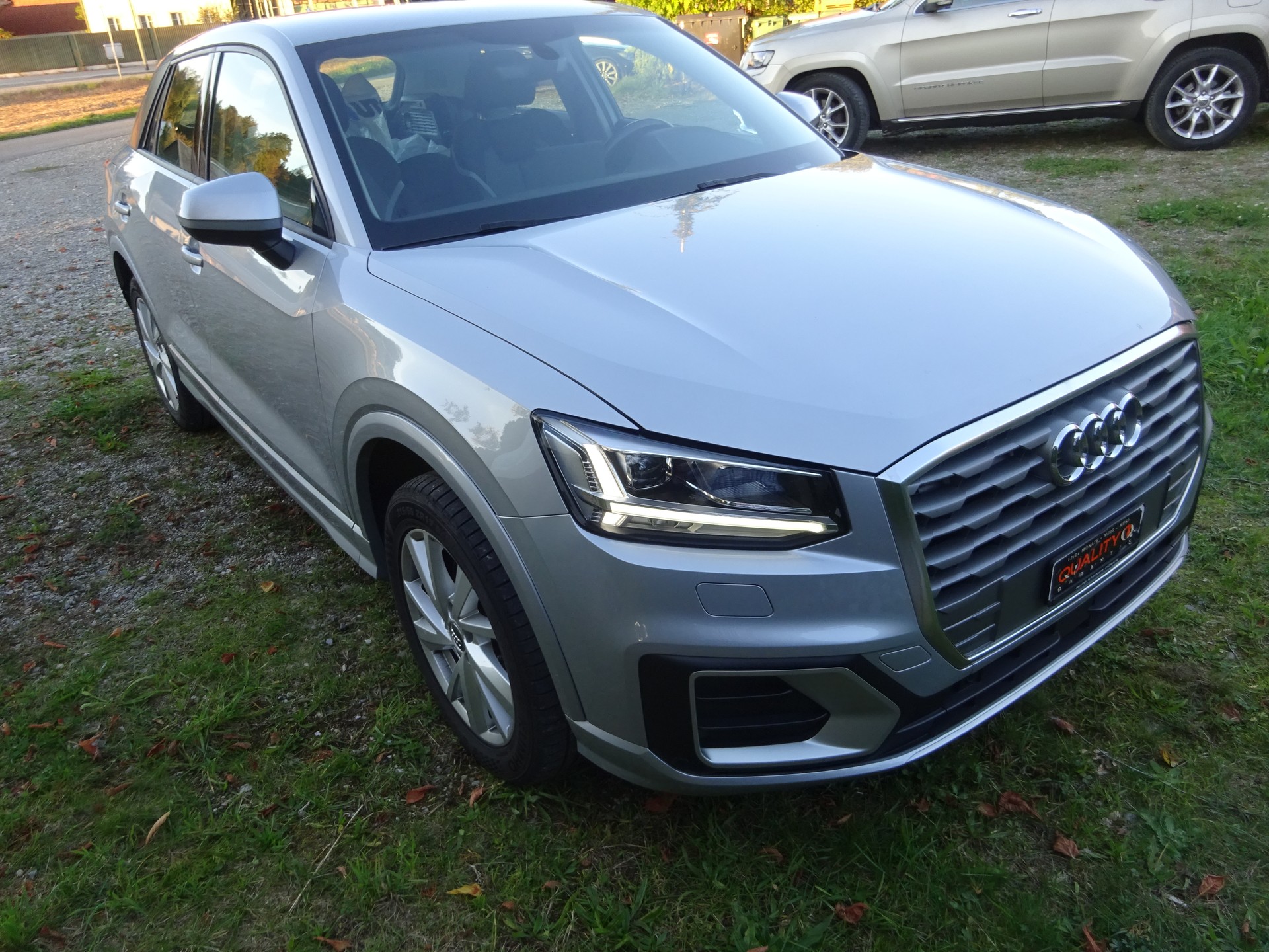 AUDI Q2 1.0 TFSI sport S-tronic - SERVICE NEU-image-4