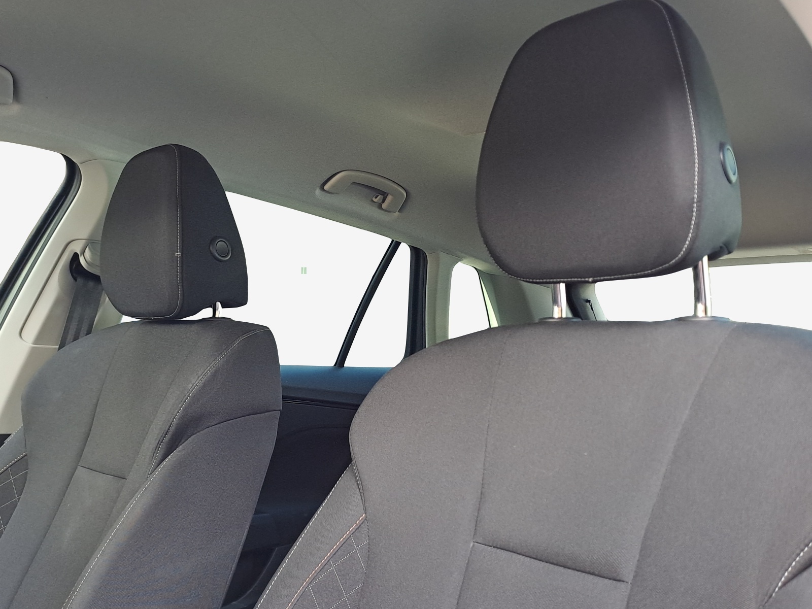 SKODA Kamiq 1.0 TSI Ambition DSG-image-14
