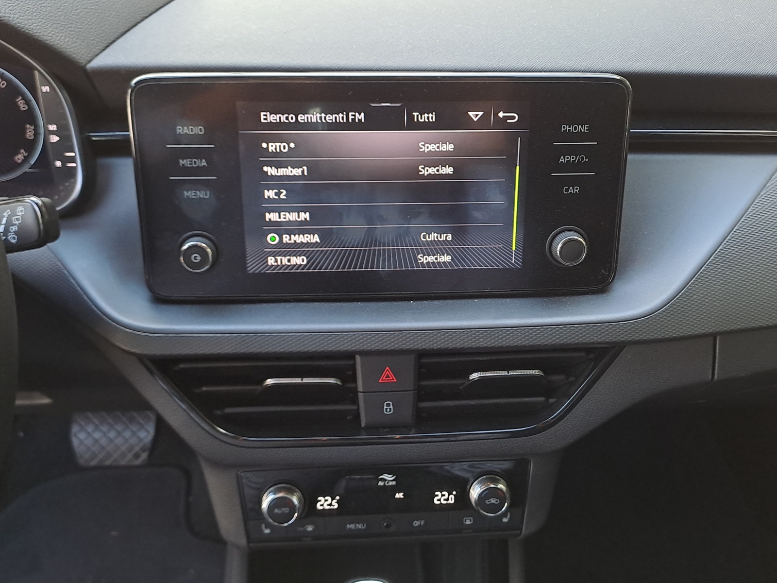 SKODA Kamiq 1.0 TSI Ambition DSG-image-10