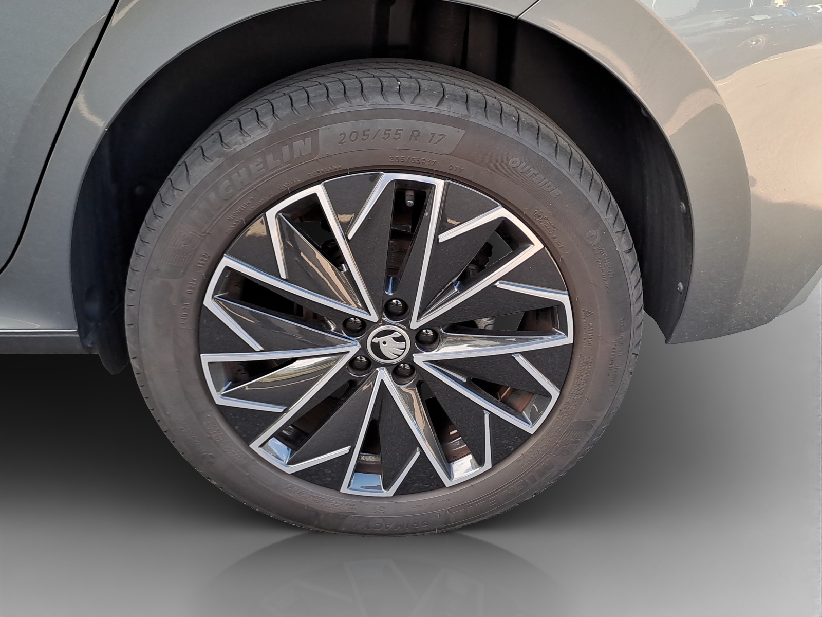 SKODA Kamiq 1.0 TSI Ambition DSG-image-13