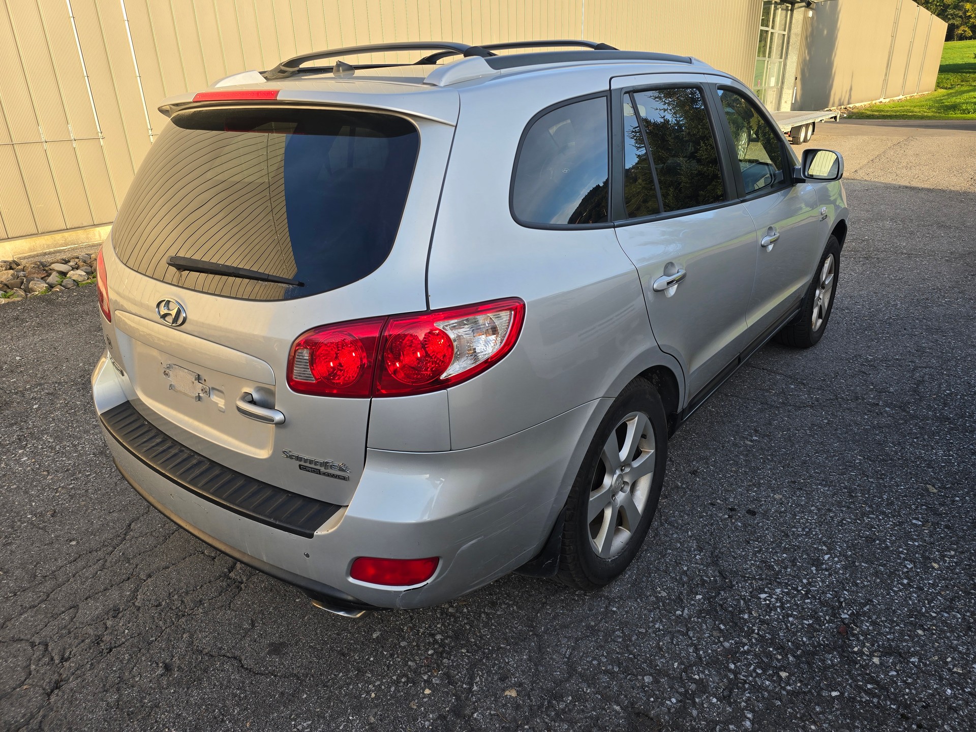 HYUNDAI Santa Fe 2.2 CRDi Premium 4WD Automatic-image-5