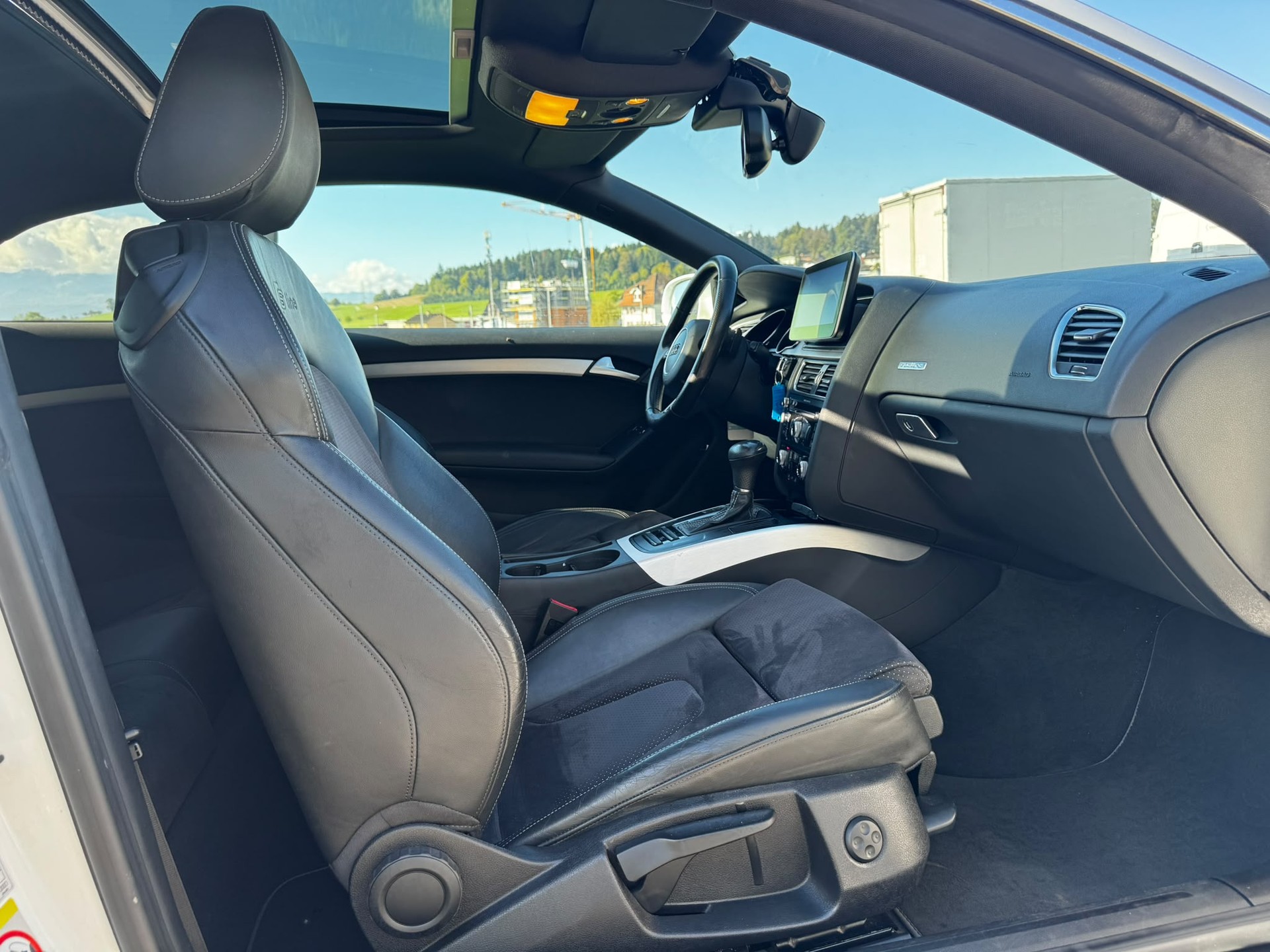 AUDI A5 Coupé 2.0 TFSI quattro S-tronic-image-10