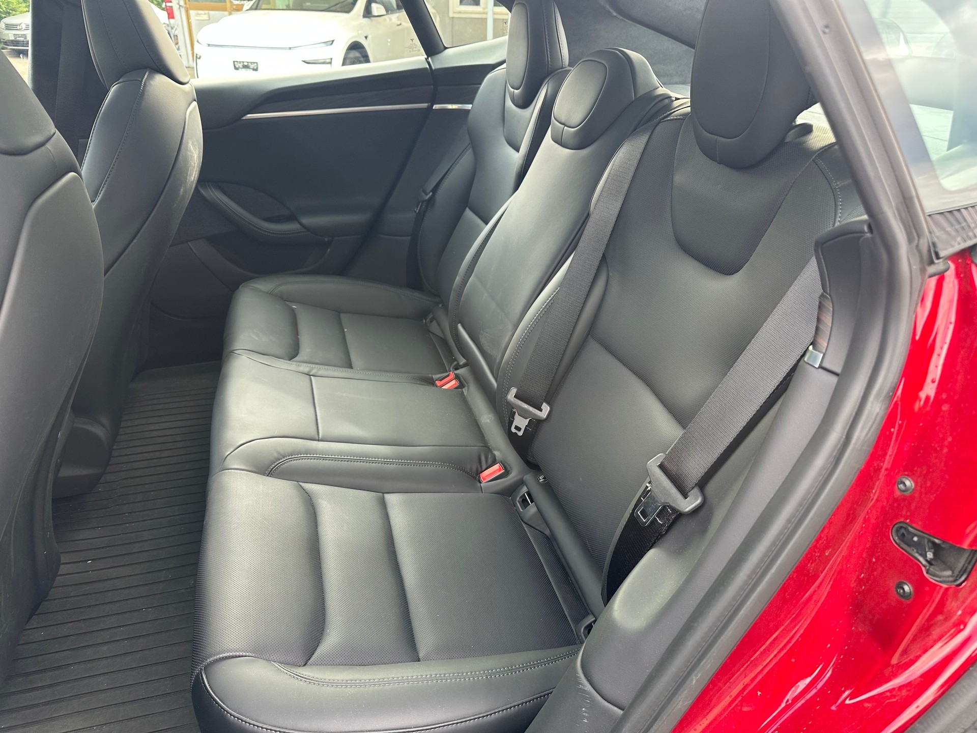 TESLA Model S 100 kWh Palladium HW4 mit EAT-image-5