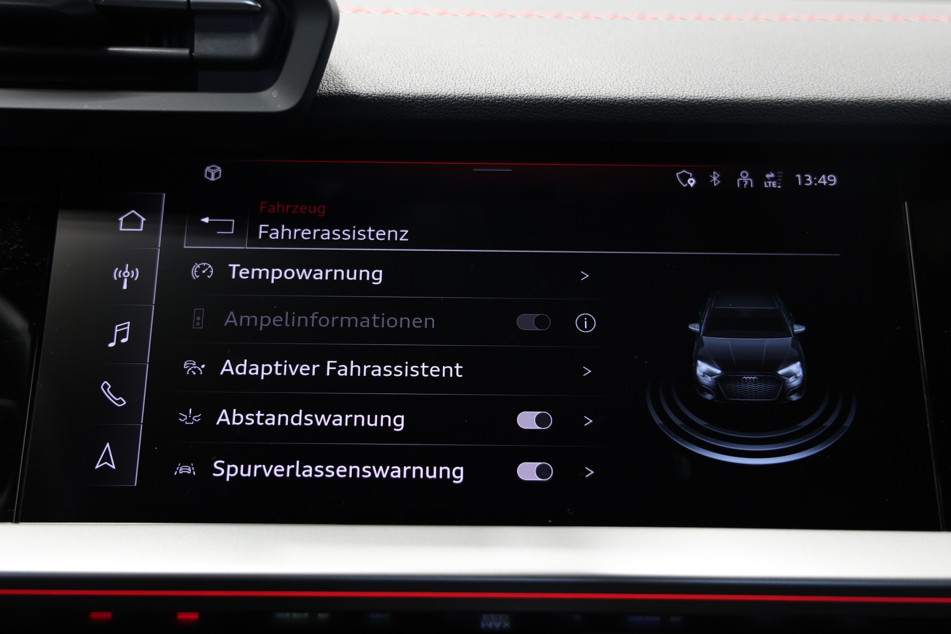 AUDI S3 Limousine 2.0 TFSI quattro S-tronic *Carbon Exterieur*aus 1.Hand*-image-27