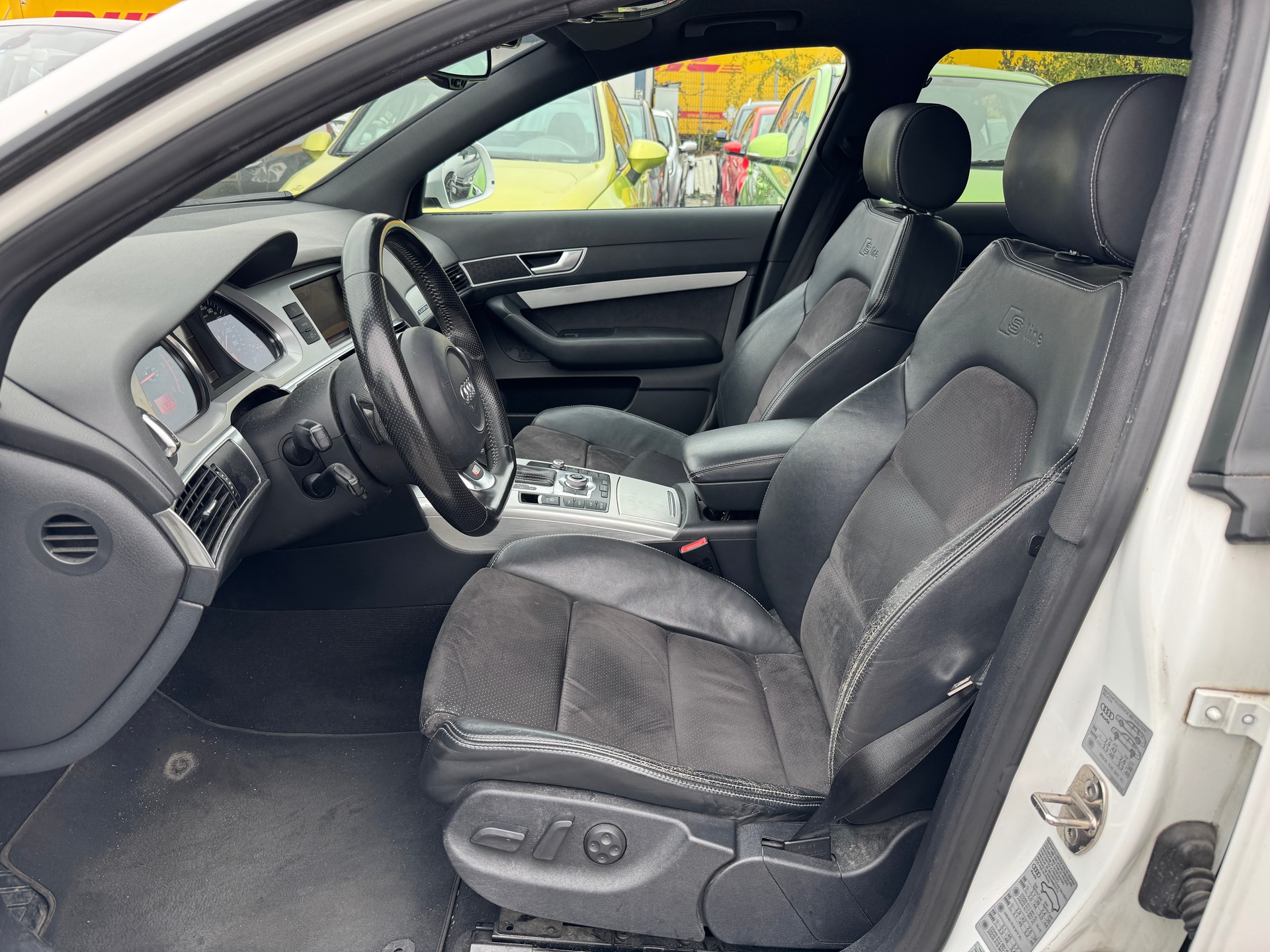 AUDI A6 Avant 3.0 V6 TDI quattro tiptronic-image-7