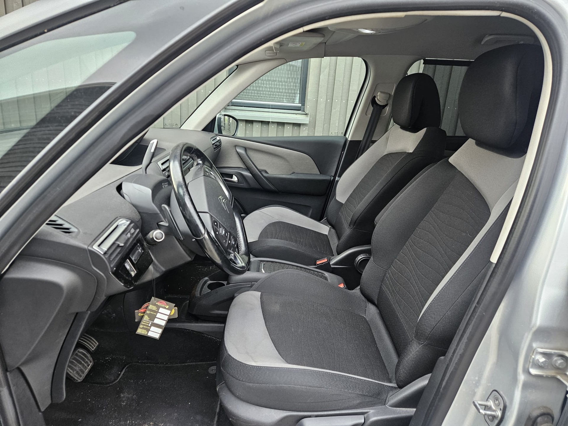 CITROEN Grand C4 Picasso 2.0 BlueHDi Séduction Automatic-image-8