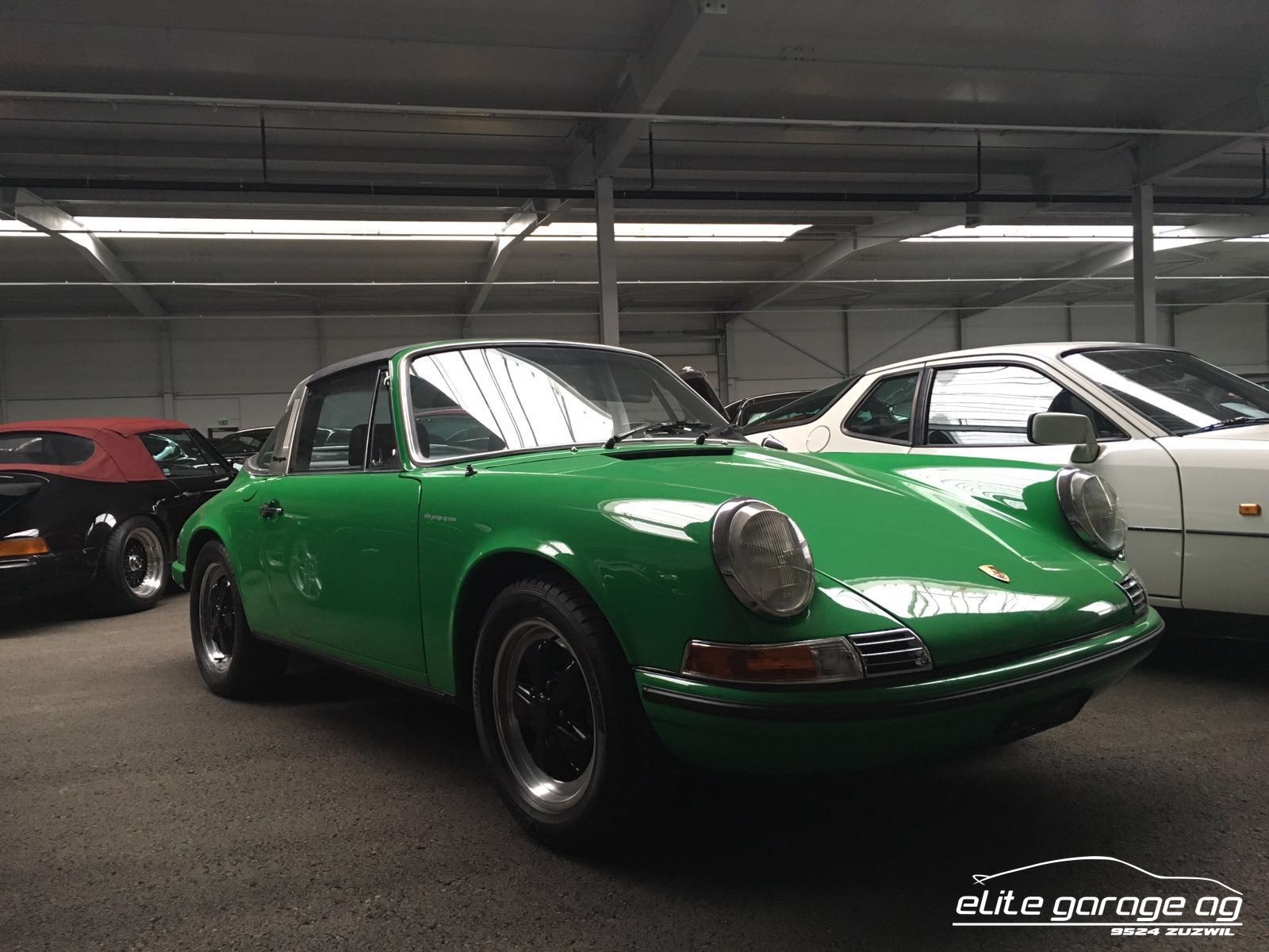 PORSCHE 911 T Targa-image-1