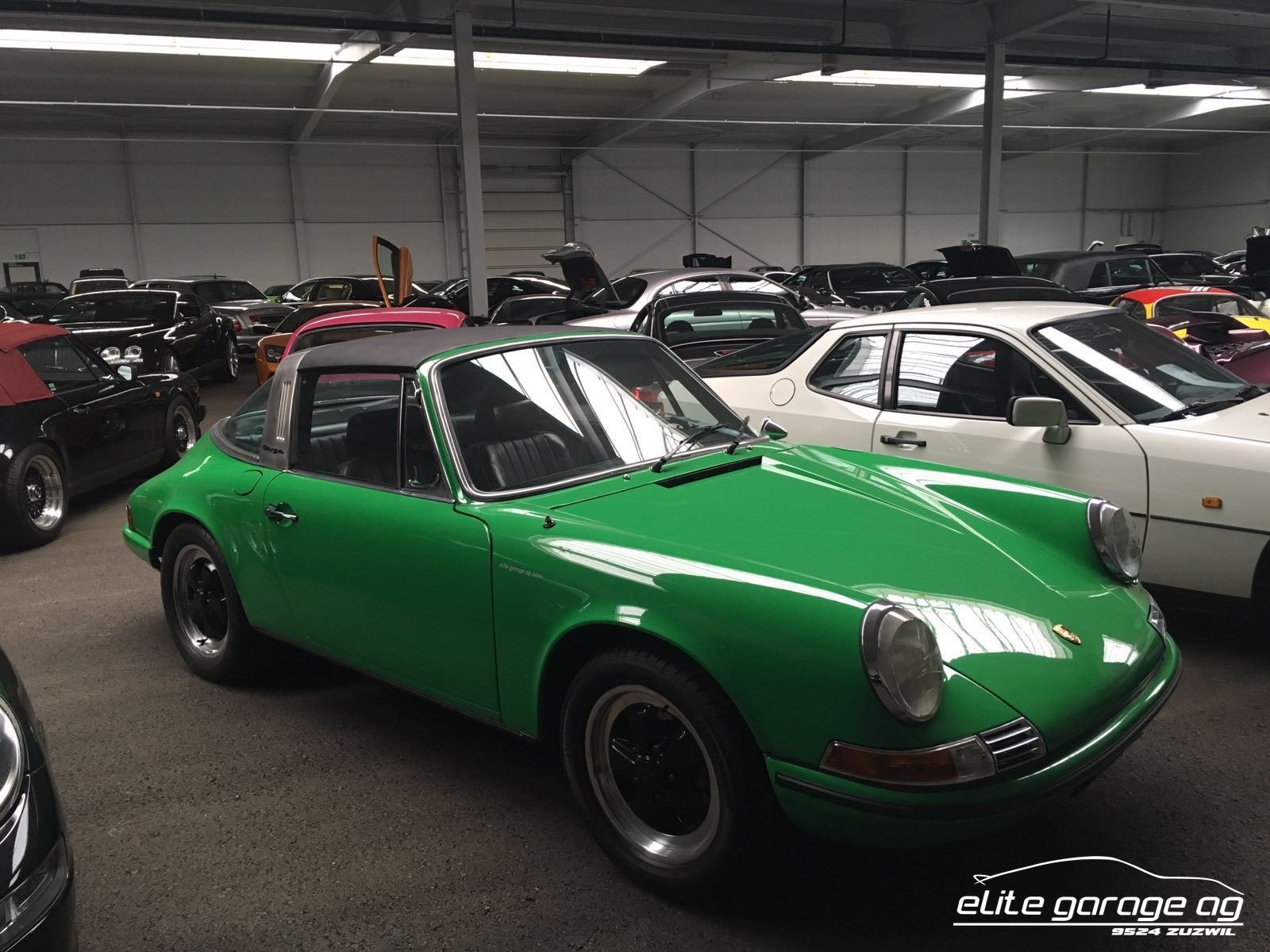 PORSCHE 911 T Targa-image-0