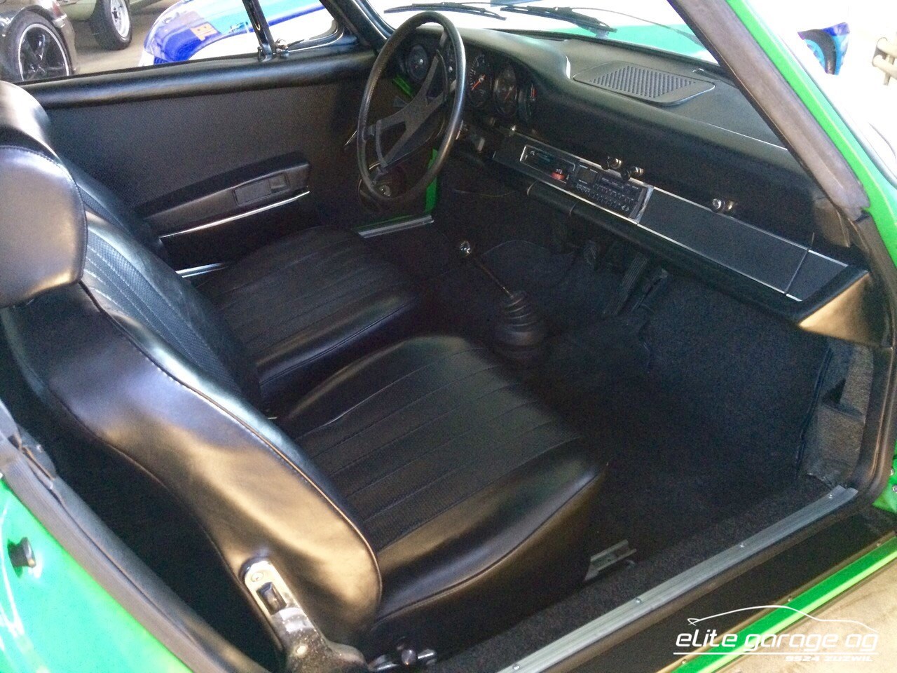 PORSCHE 911 T Targa-image-13