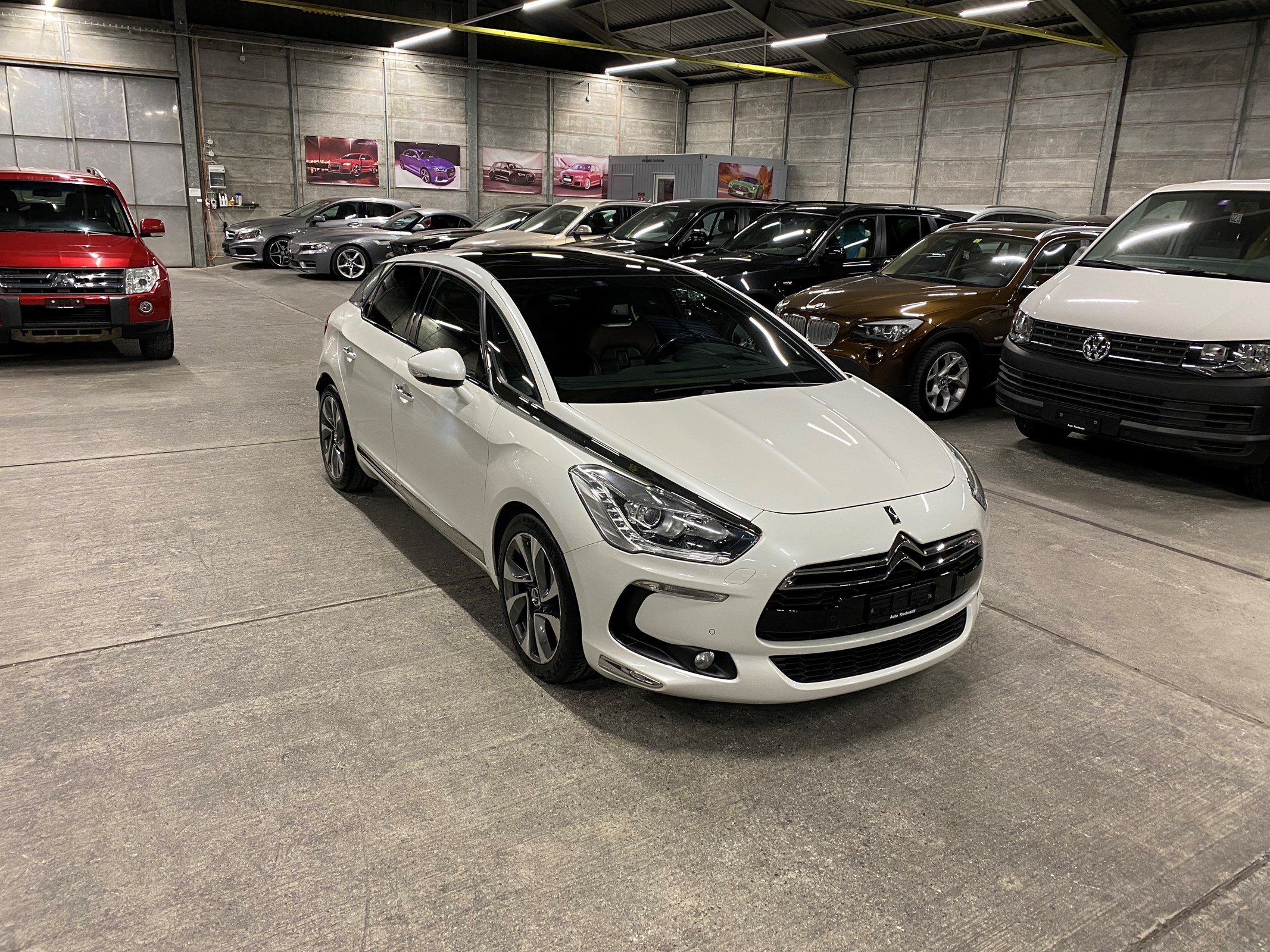 Car photo