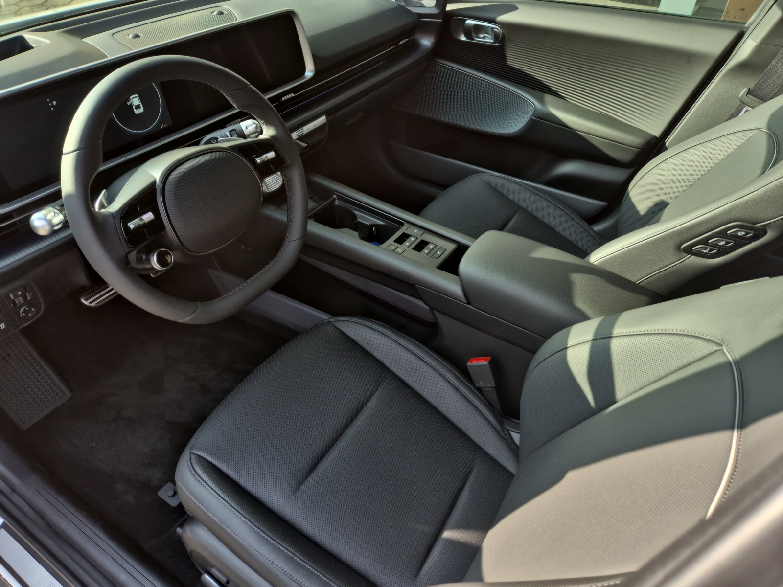 HYUNDAI Ioniq 6 Launch Edition 4WD-image-4