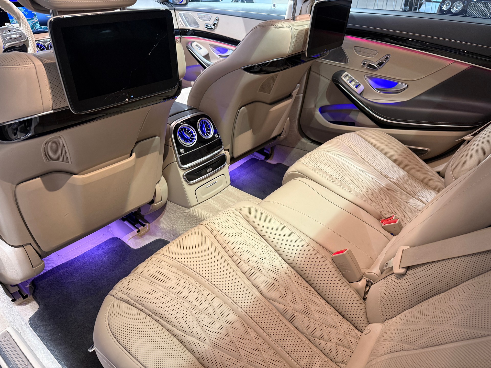 MERCEDES-BENZ S 63 AMG L 4Matic+ 9G-Tronic Designo Paket-image-18
