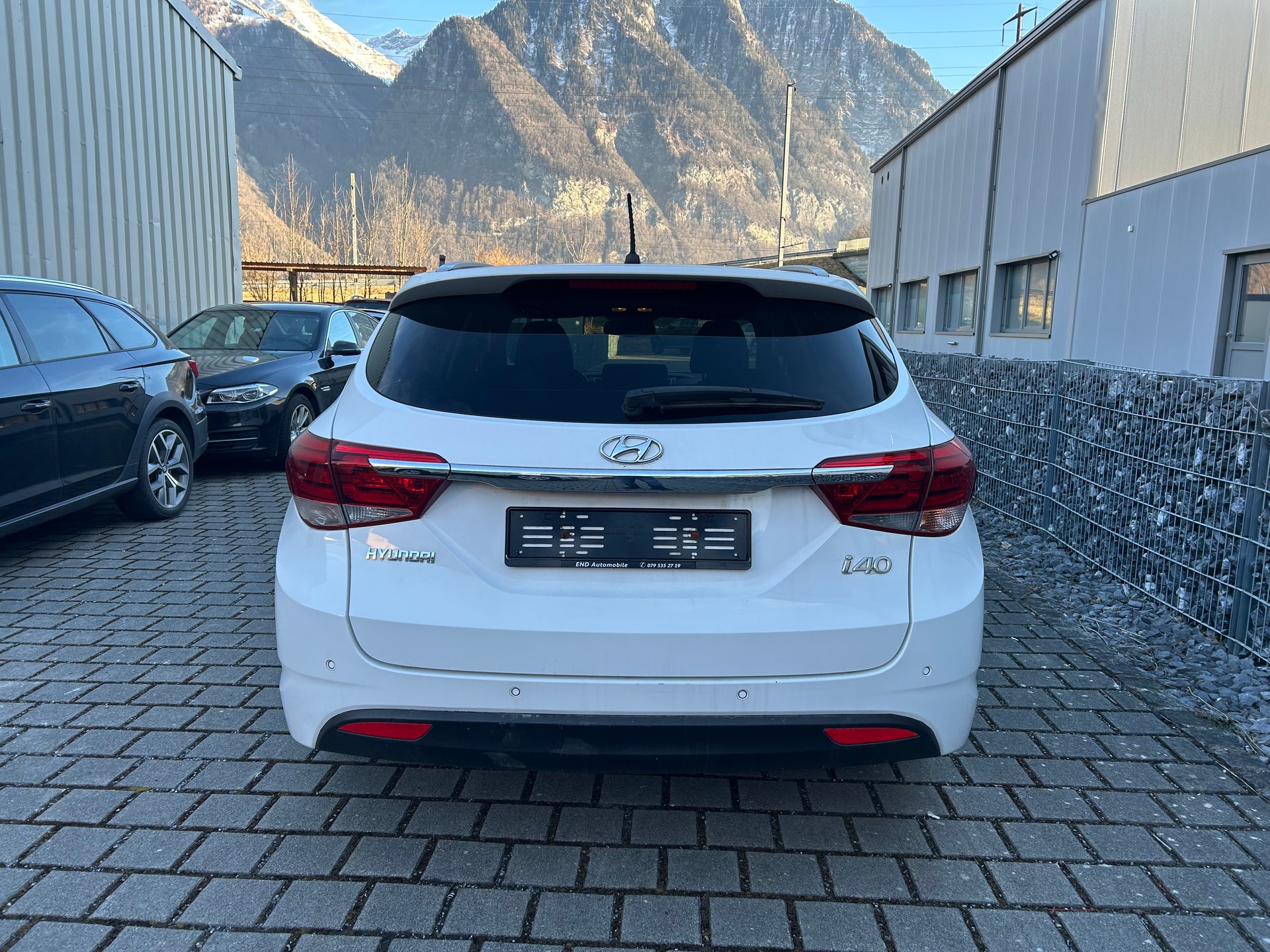 HYUNDAI i40-image-4