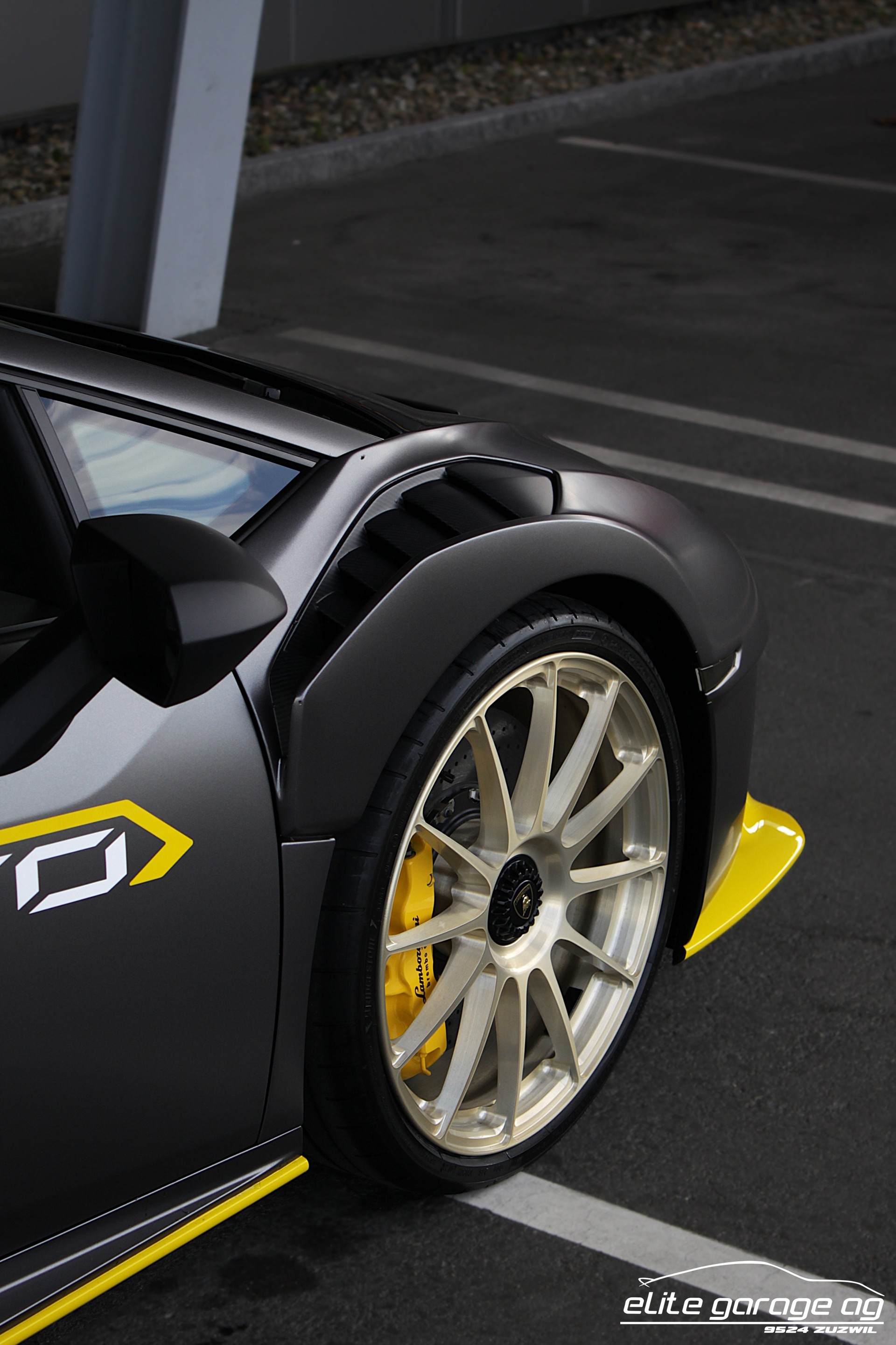 LAMBORGHINI Huracan STO Coupé DCT RWD-image-10